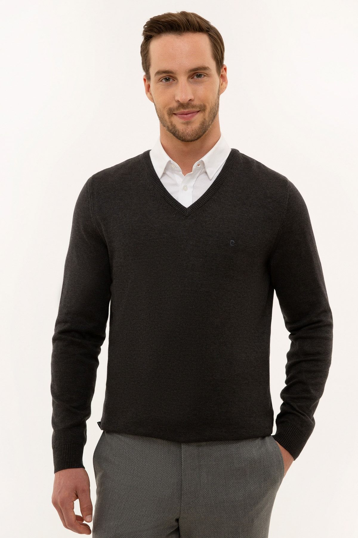 V neck slim fit clearance jumper