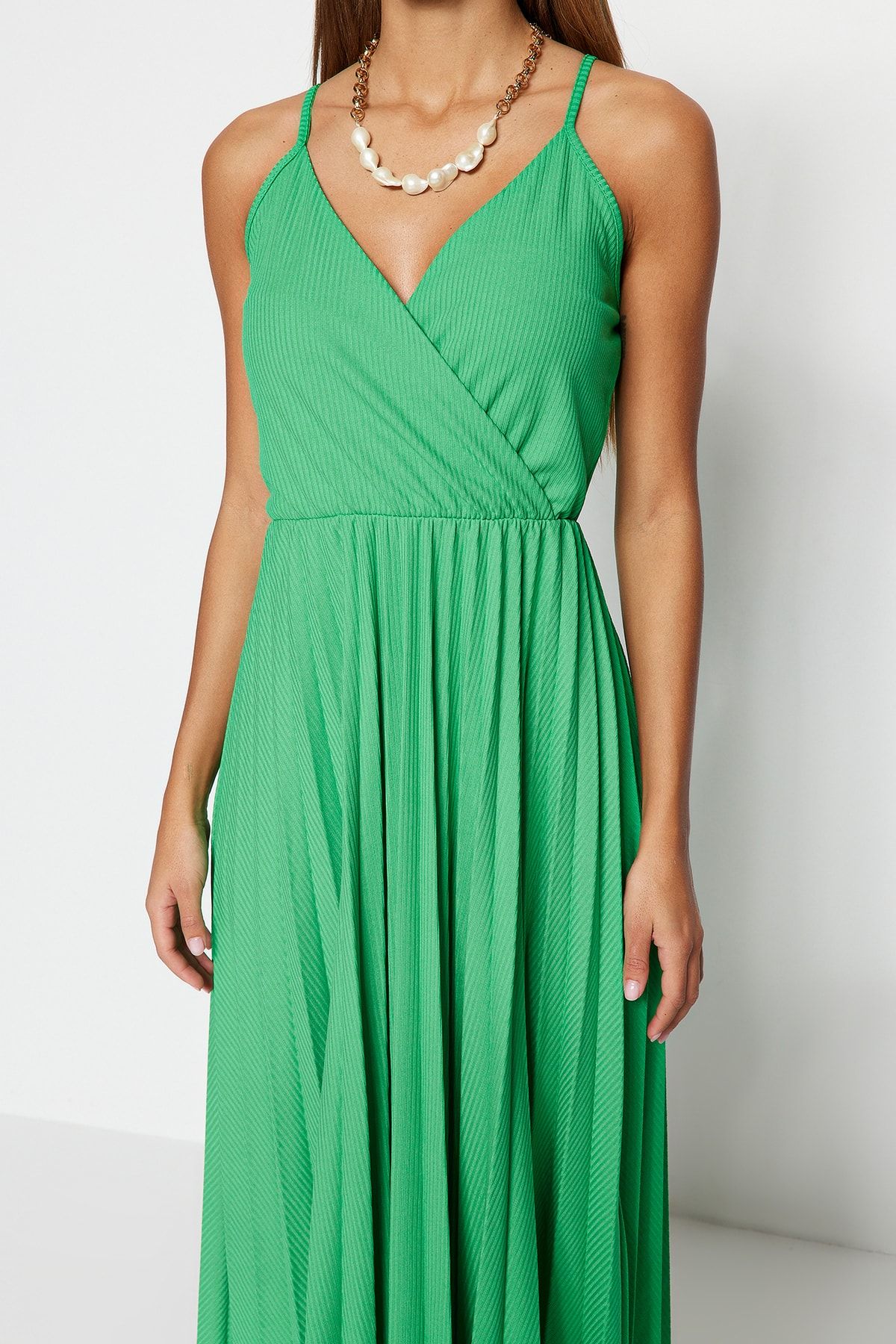 Trendyol Collection-Πράσινο Midi διπλό πλισέ φόρεμα σκέιτερ - Ρυθμιζόμενο λουράκι TWOSS20EL2729 3