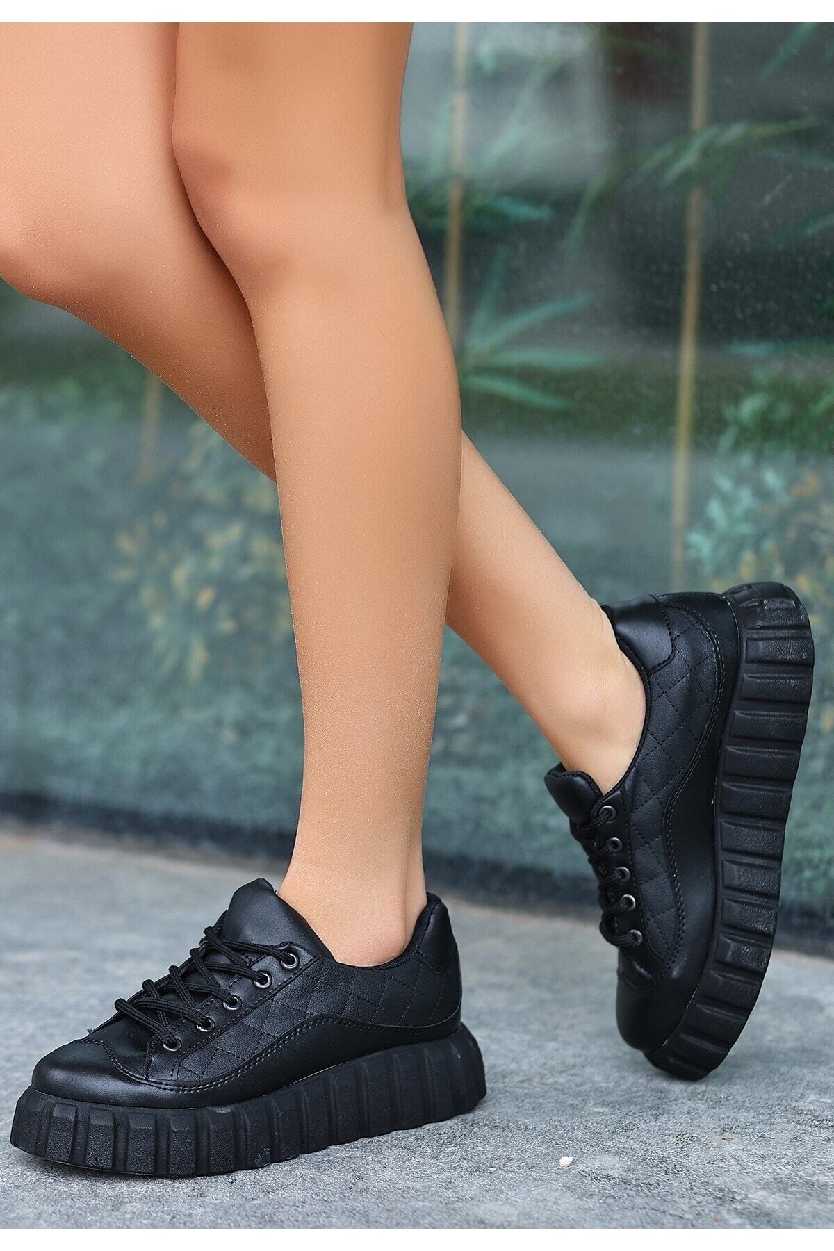 Joris Siyah Cilt Bağcıklı Spor Ayakkabı