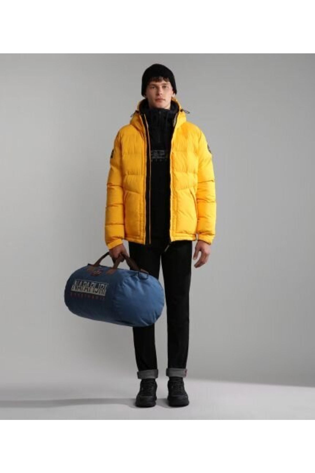 complete the look image