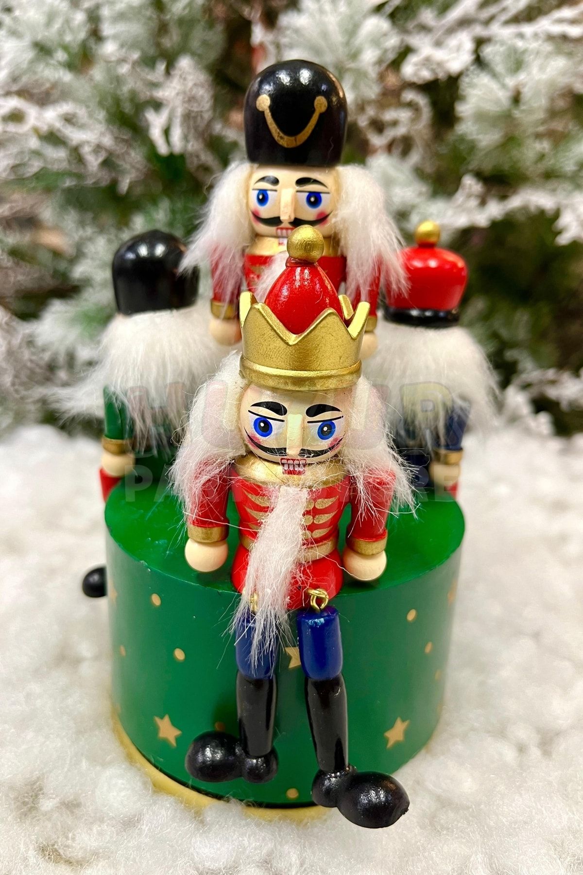 Huzur Party Store 20x14 Cm Wind Up Nutcracker Army Music Box Green