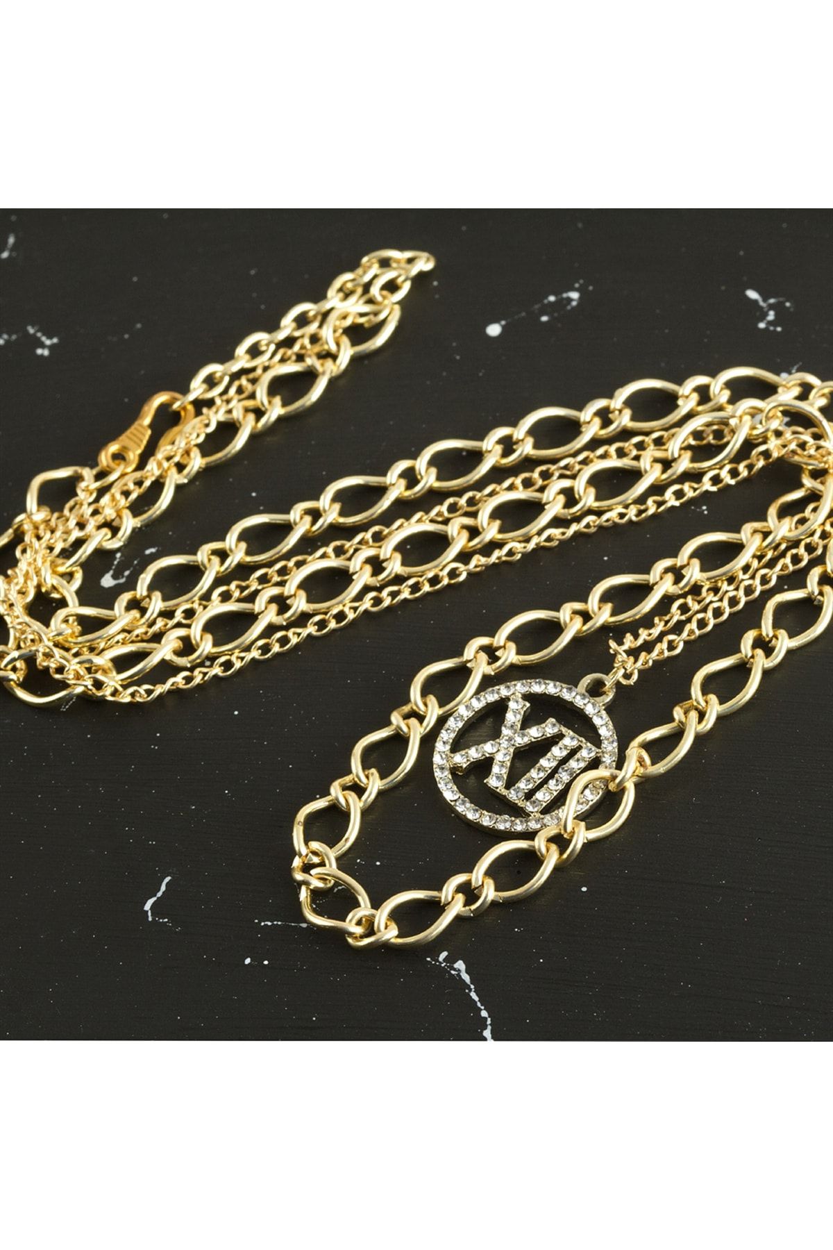Gold fashion shop jewelry necklace