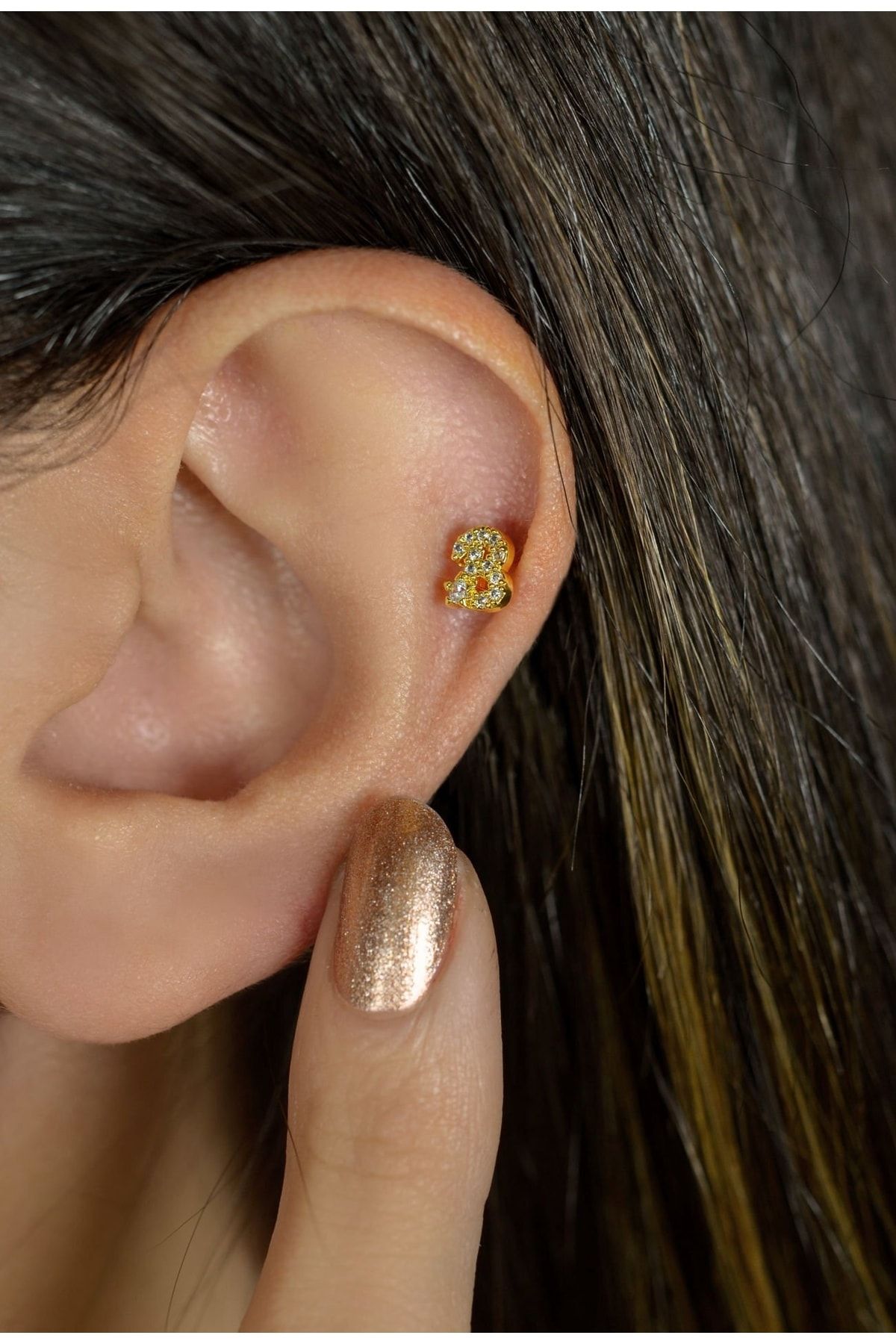 Letter shop cartilage earring