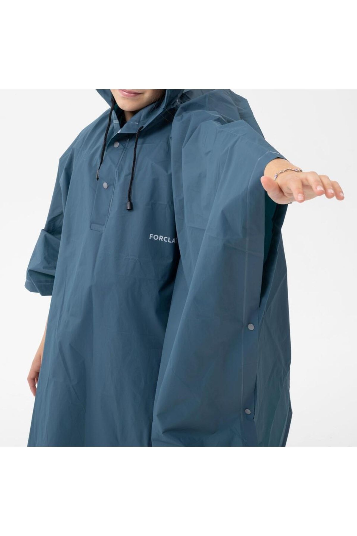 Decathlon rainwear top