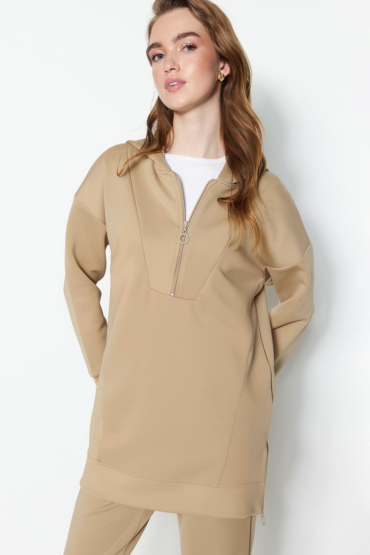 Trendyol Modest-Übergroßes Trainingsanzug-Set in Beige mit weicher Scuba-Struktur und Reißverschluss, TCTSS23EN00005 3