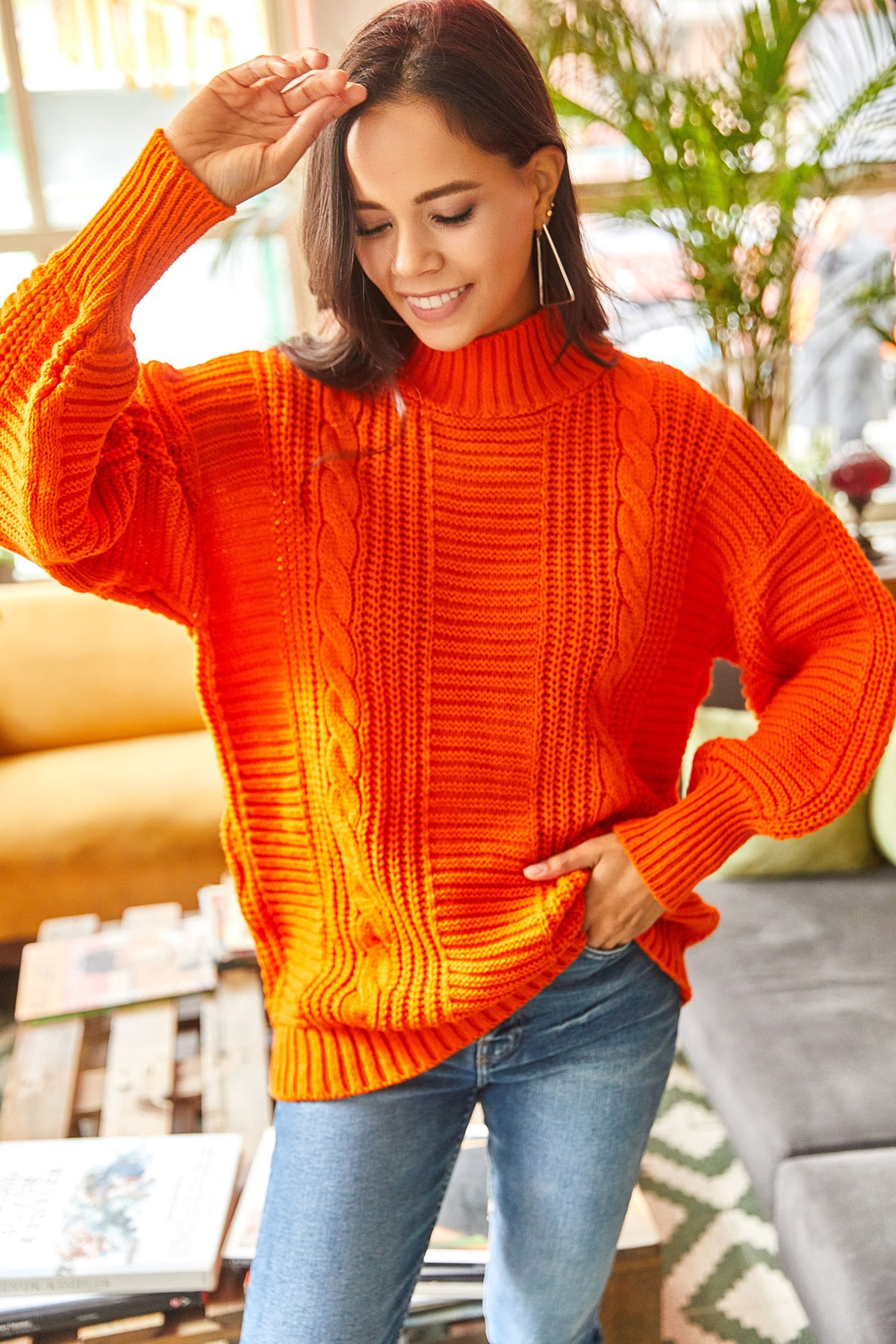 Olalook Pullover Orange Oversized Fast ausverkauft