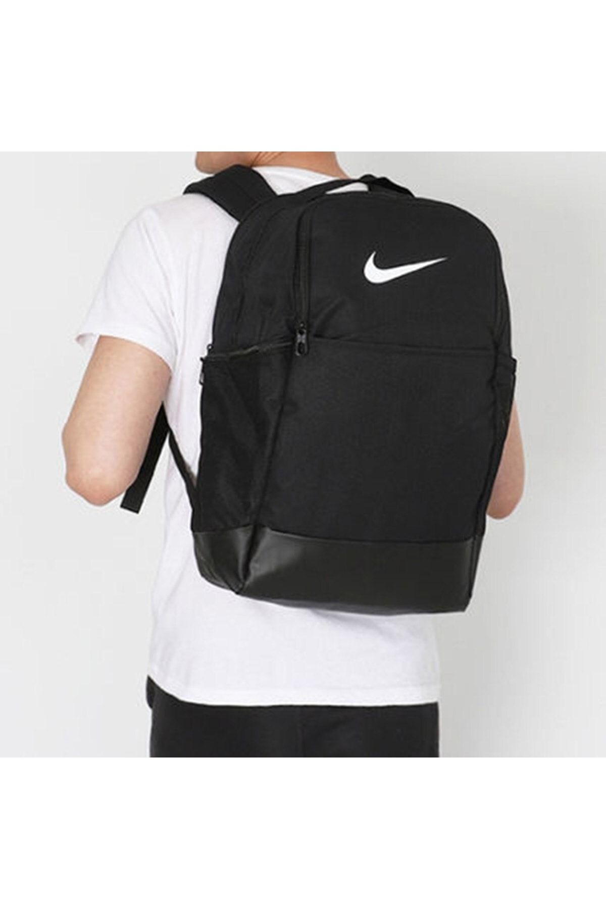 Nike Brasilia Üniseks Sırt Çantası, Beden M, 9.0 Çanta : : Moda
