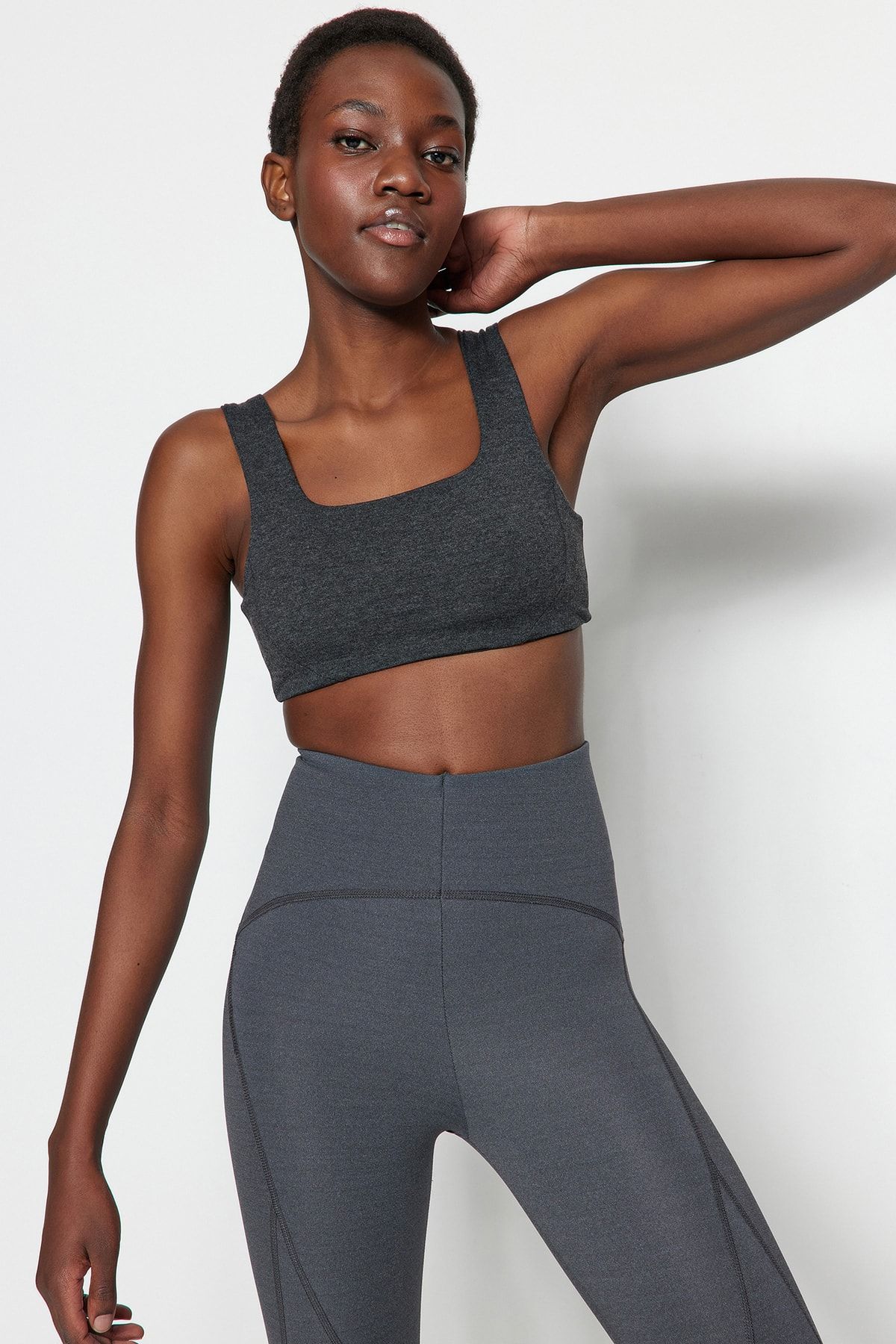 Trendyol Collection Sport-BH Grau Unifarben
