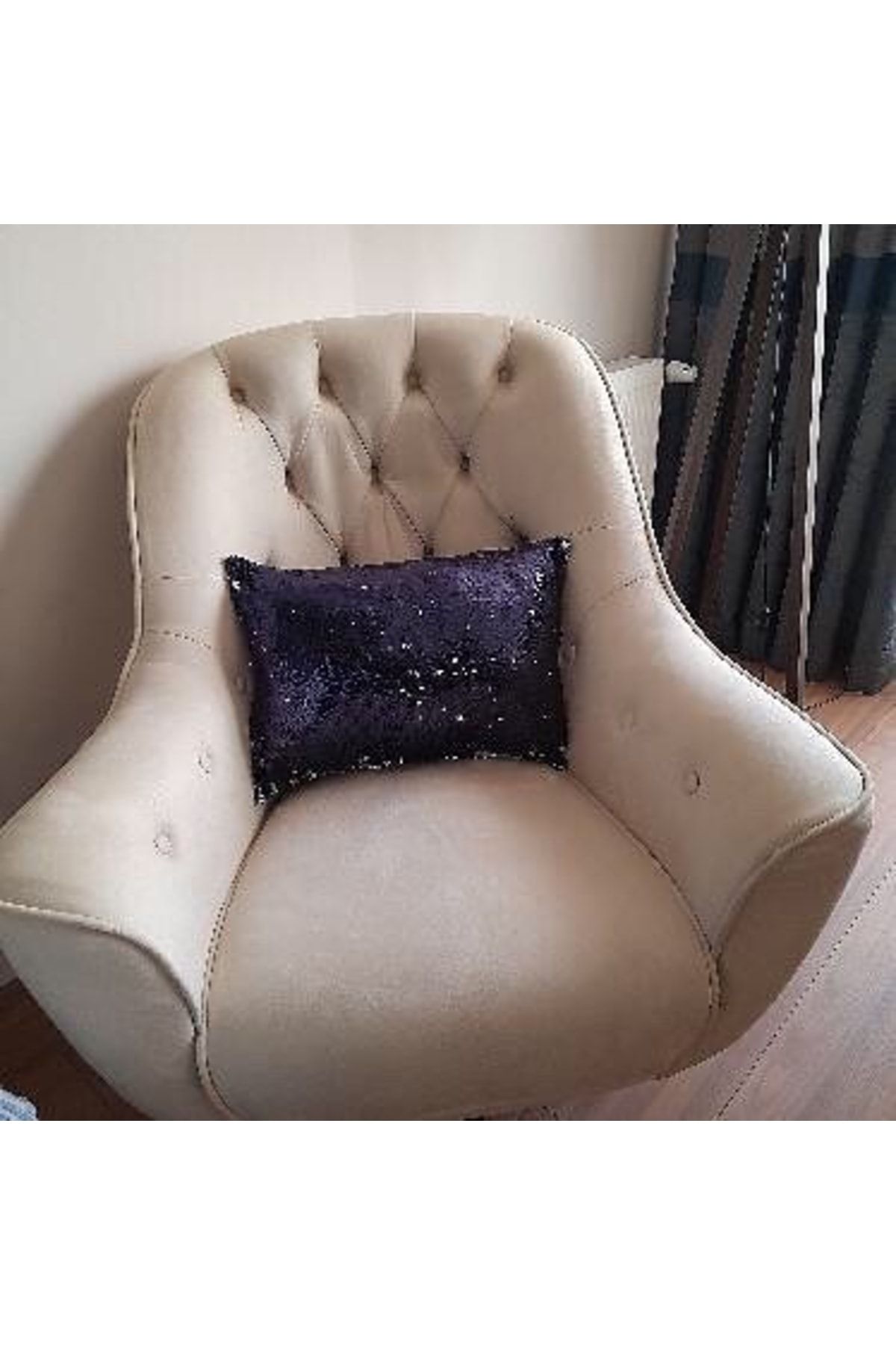 YILMAZHOME-Sequined Rectangular Decorative Throw Pillow Cover 2