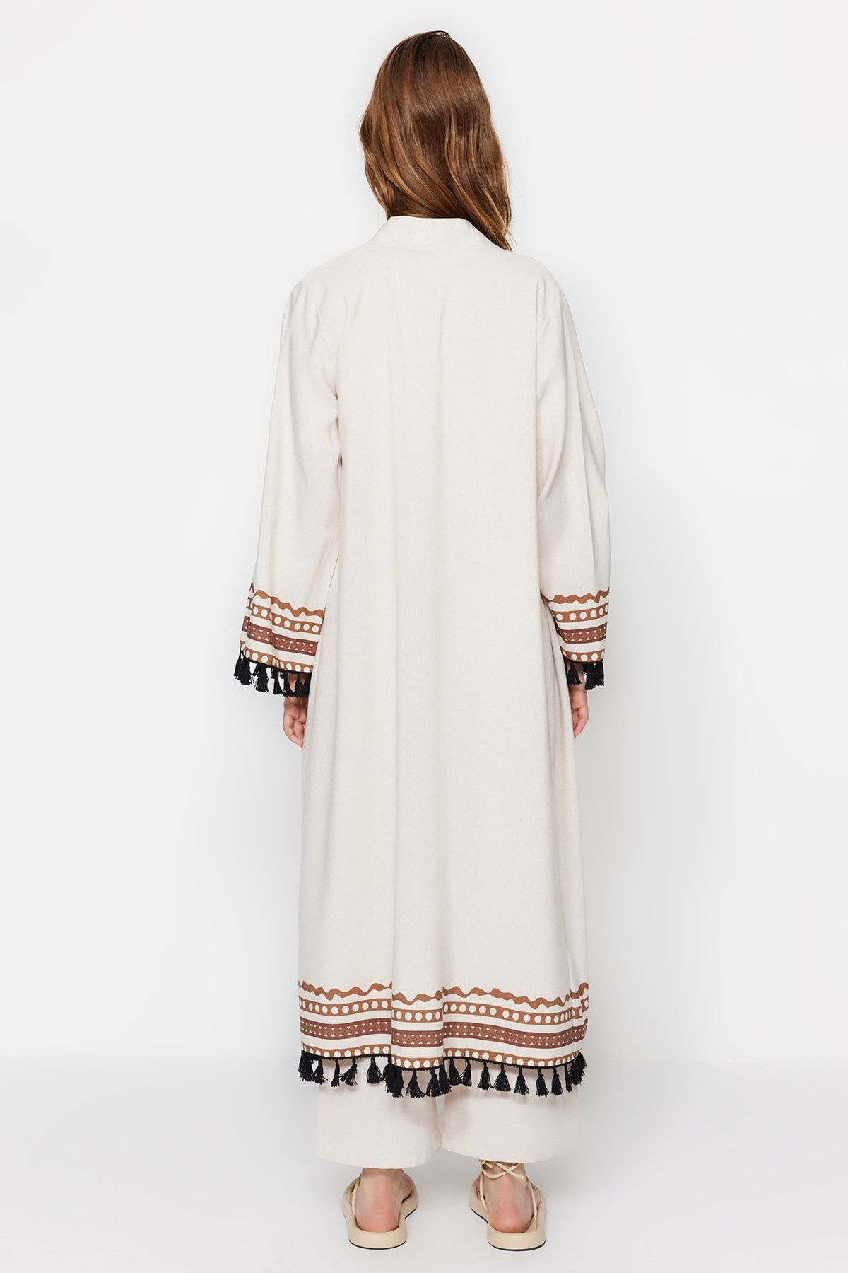 Trendyol Modest Bej Etnik Desenli Pamuk Karışımlı Uzun Dokuma Kimono &amp; Kaftan TCTSS23KK00012 RN11214
