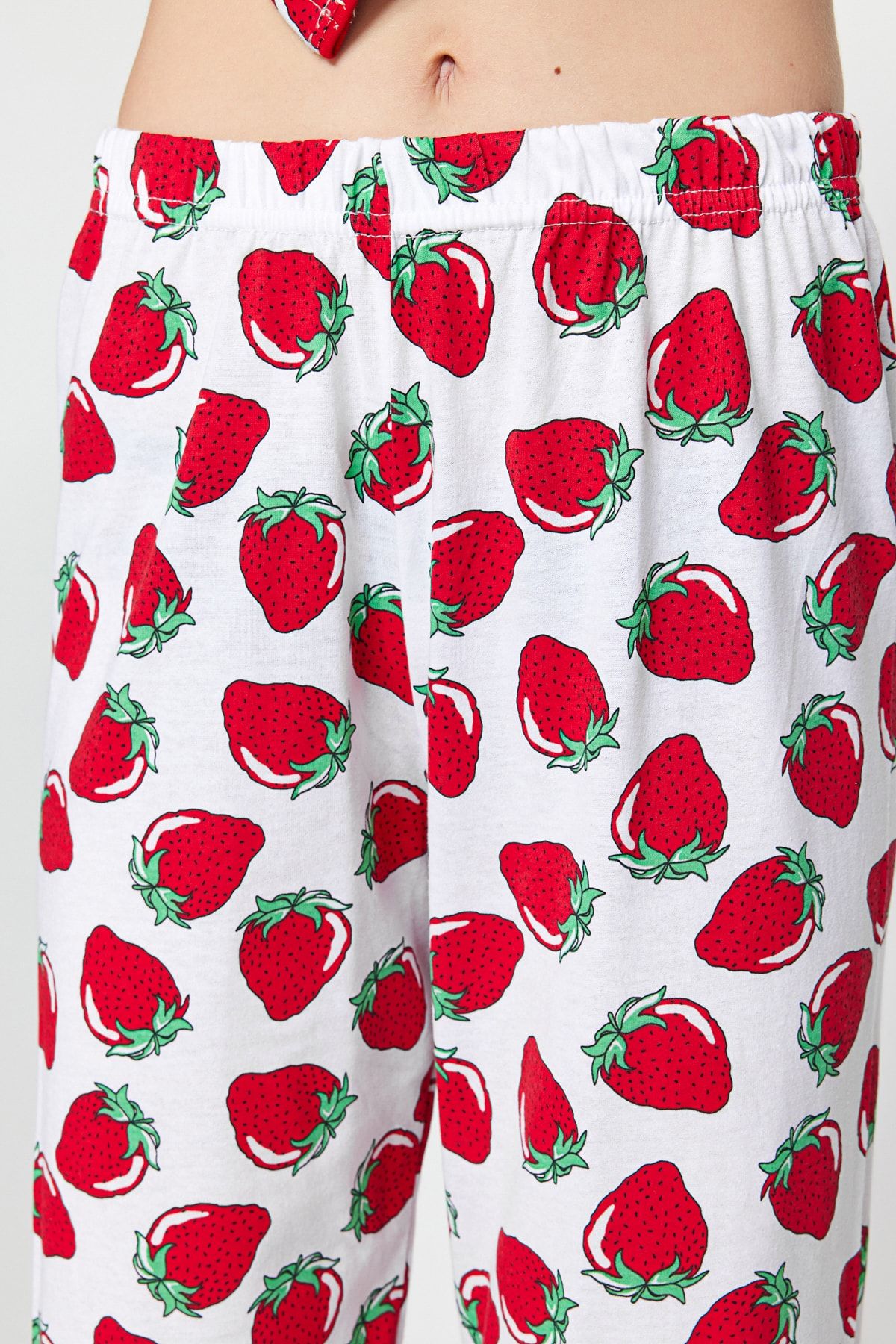 Trendyol Collection-Strawberry Patterned White Knitted Pajamas Set and Sleeping Headband - Thmss21pt0784 5