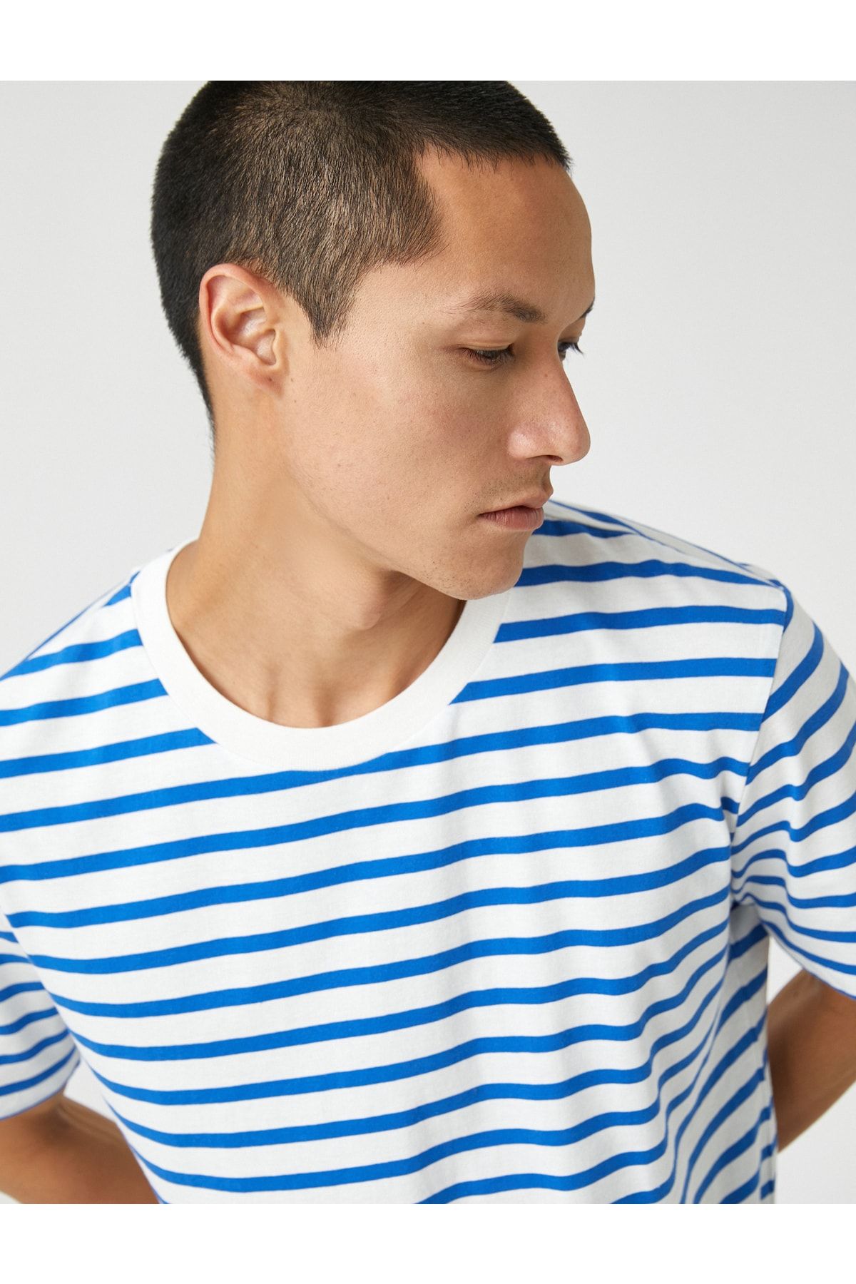 Koton T-Shirt Dunkelblau Regular Fit Fast ausverkauft
