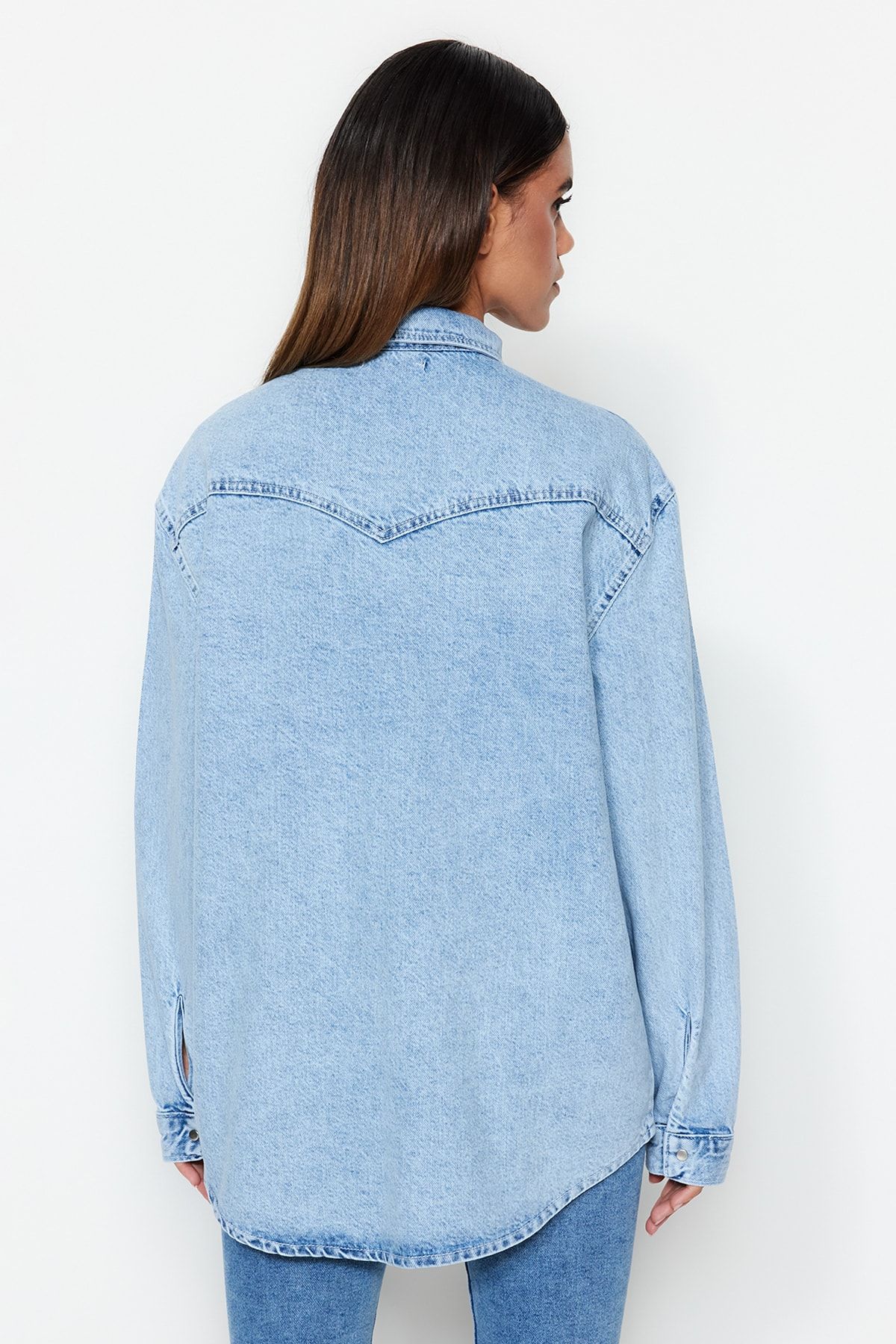 Trendyol Collection-Cămașă albastră din blugi TWOSS23GO00227 5