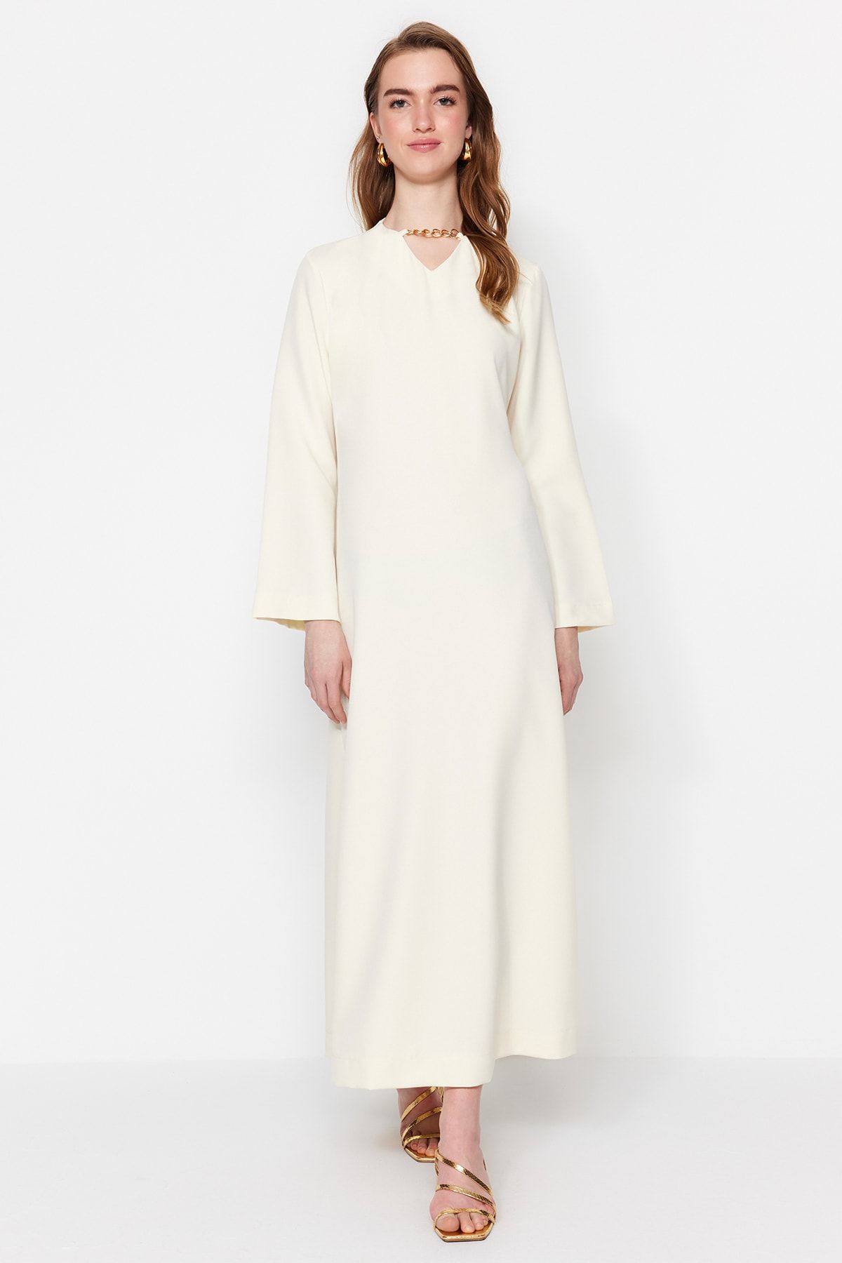 Trendyol Modest-Βραδινό φόρεμα κρεπ Ecru Nu A-Line με αξεσουάρ κολιέ TCTSS23DB00023 4