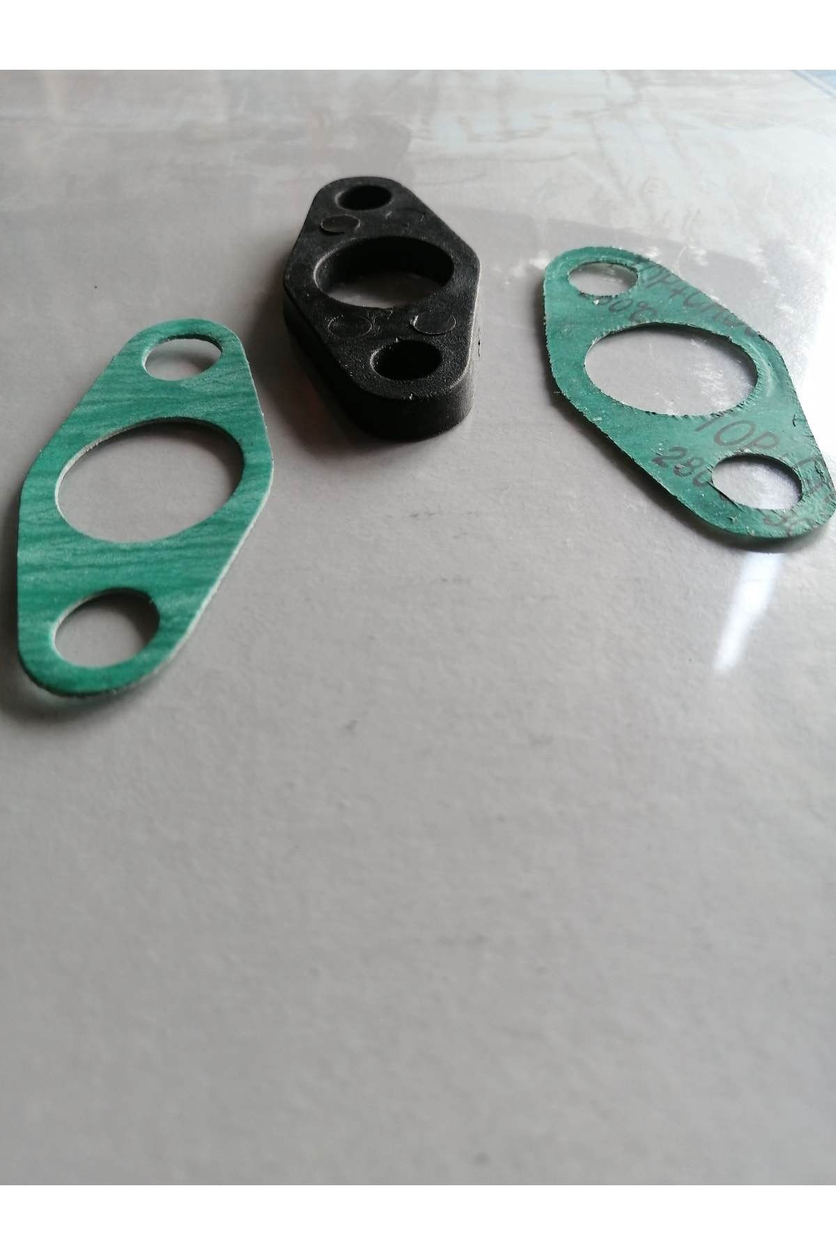 OTO BEK Ford Taunus Benzin Otomatik Fiber Ve Conta Takımı