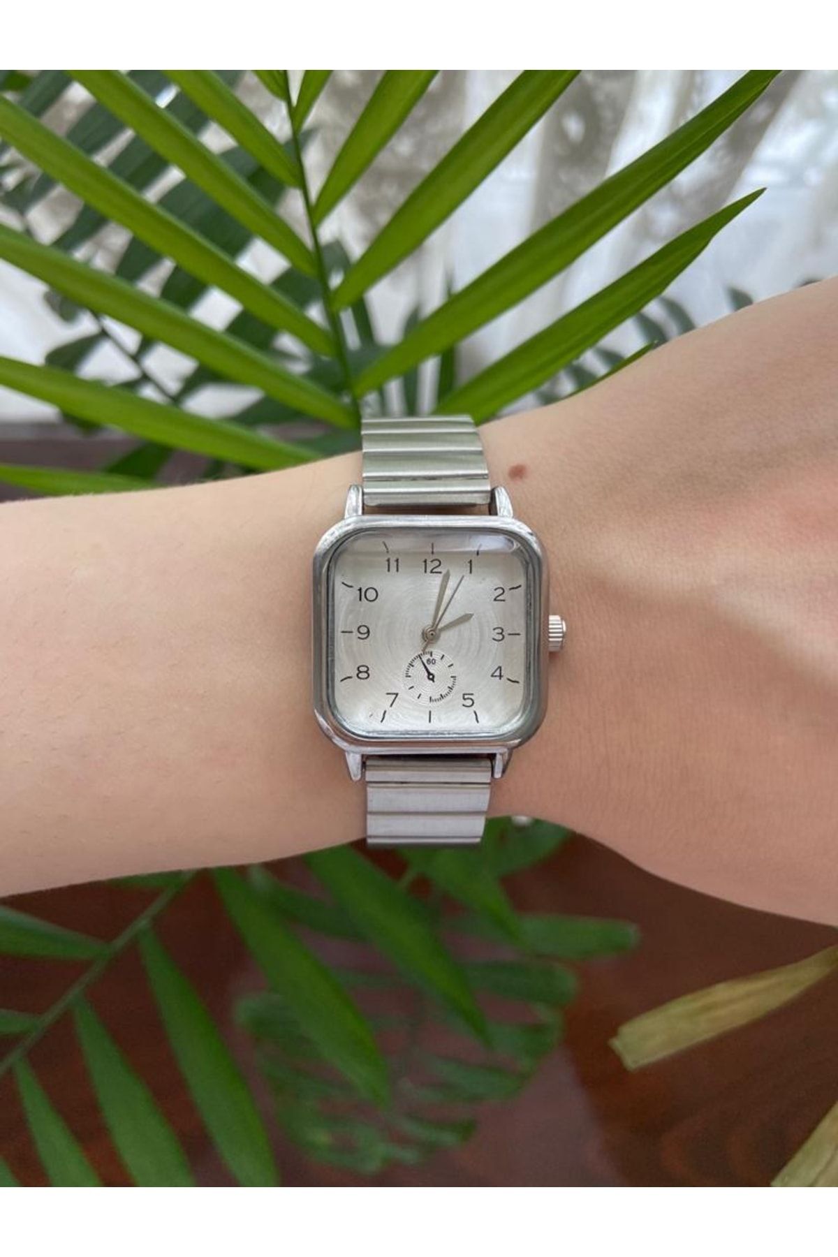 Vintage Gümüş Metal Kare Kadın Kol Saati