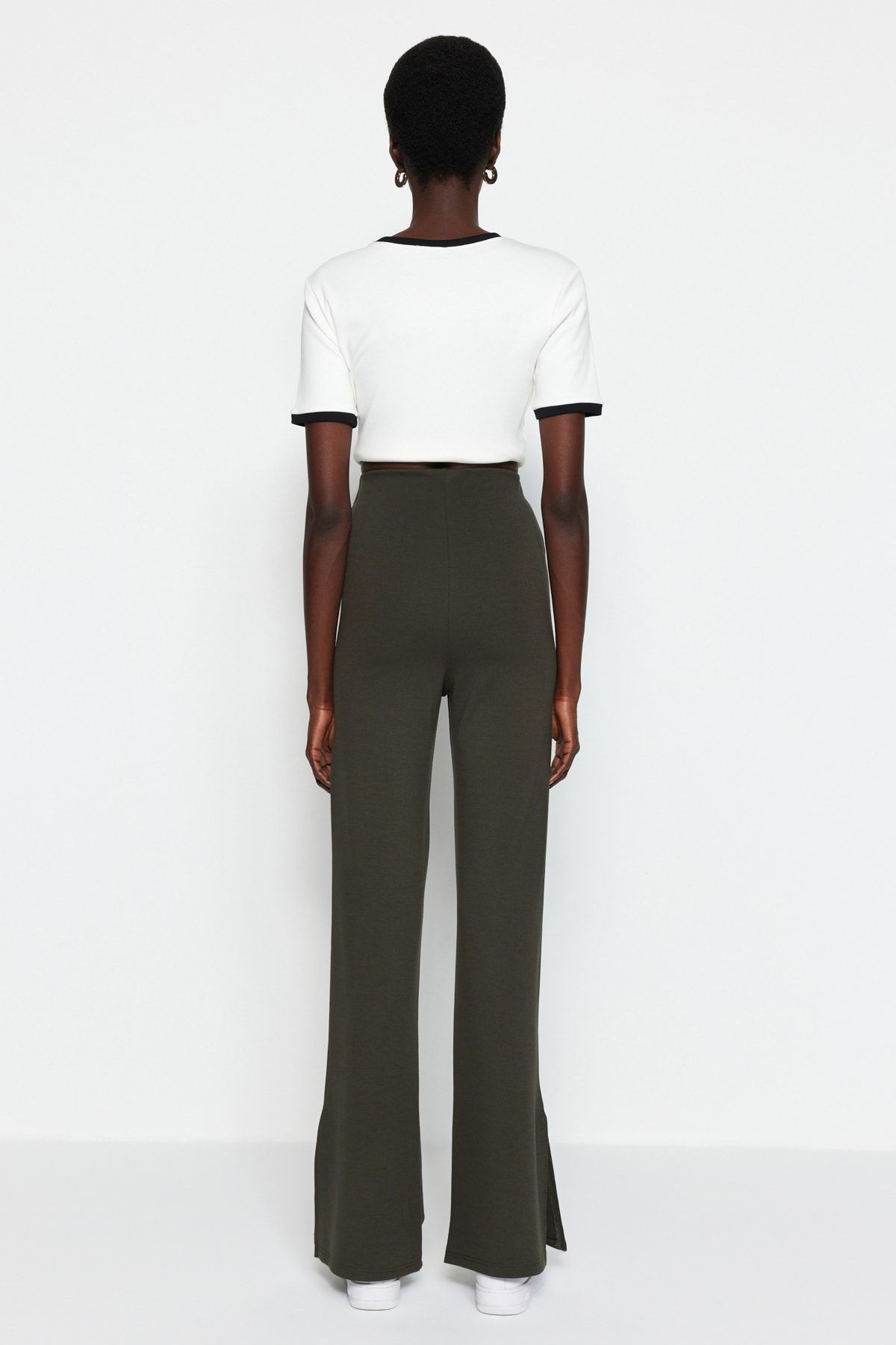 Trendyol Collection-Khakifarbene, seitlich geschlitzte, ausgestellte/spanische Strickhose mit hohem Bund TWOSS23PL00134 6
