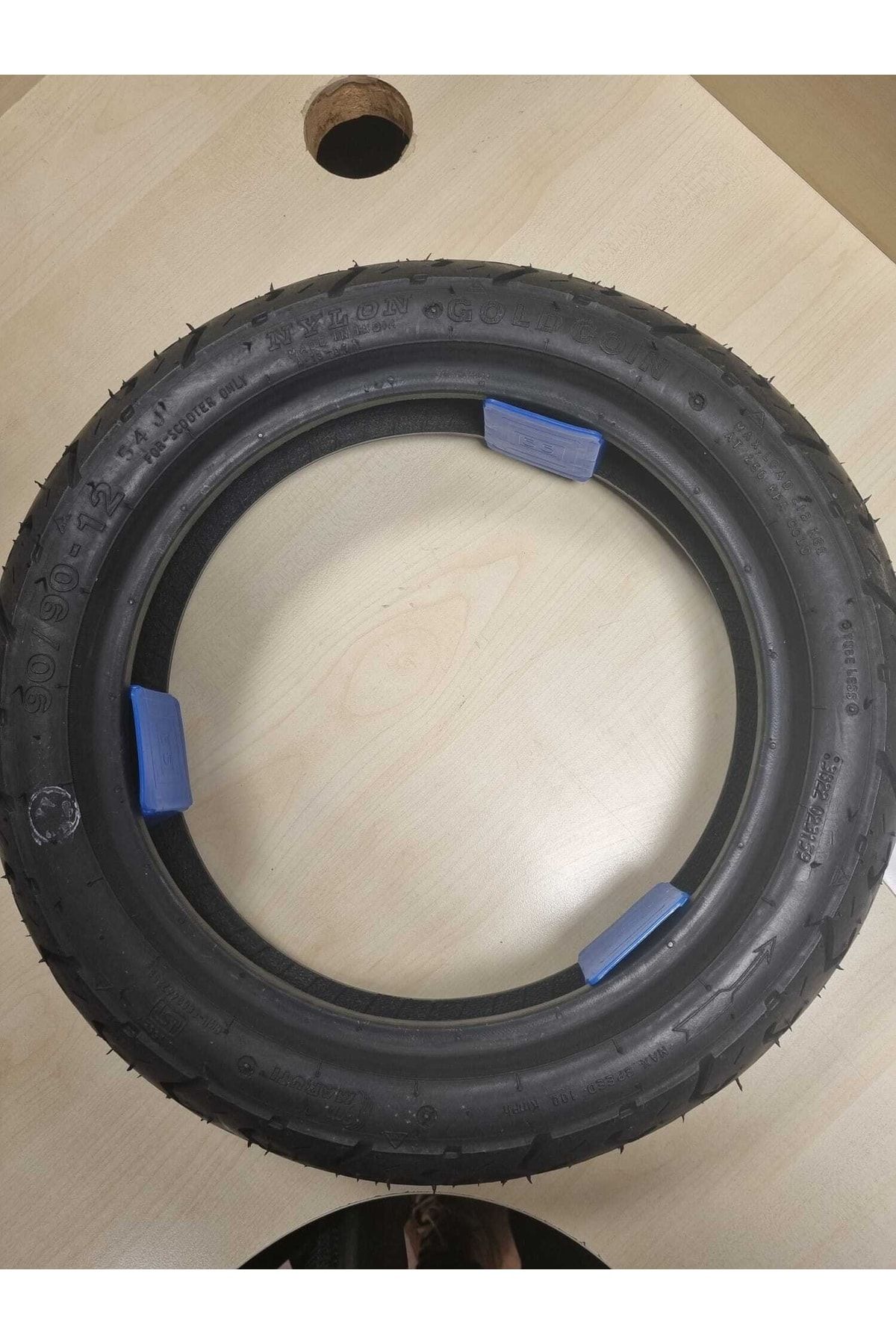 MARUTİ TYRES 90/90-12 Tl(TUBELESS) Scooter Motosiklet Lastiği GOLD COİN1