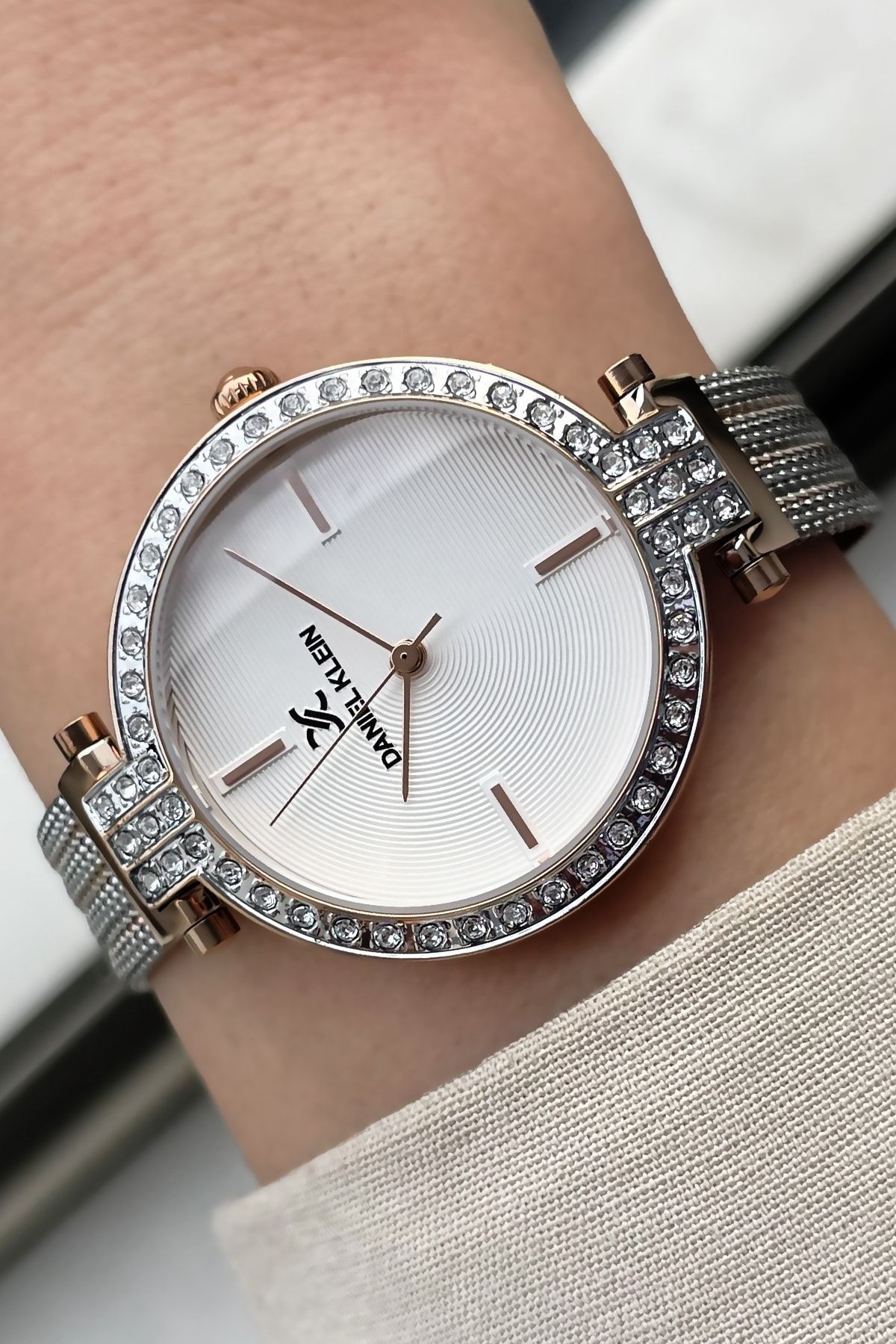 Daniel Klein Women s Wristwatch 3 ATM Waterproof Rosegold silver