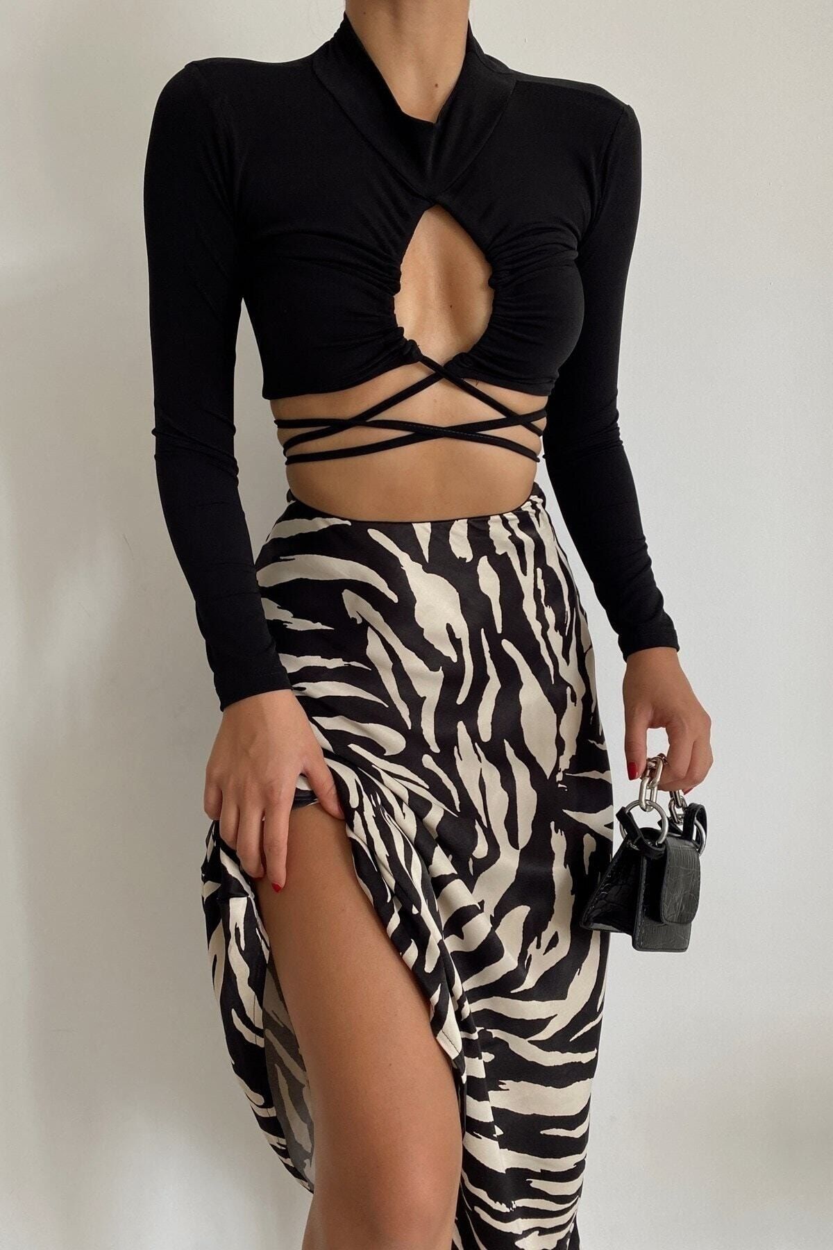 complete the look image