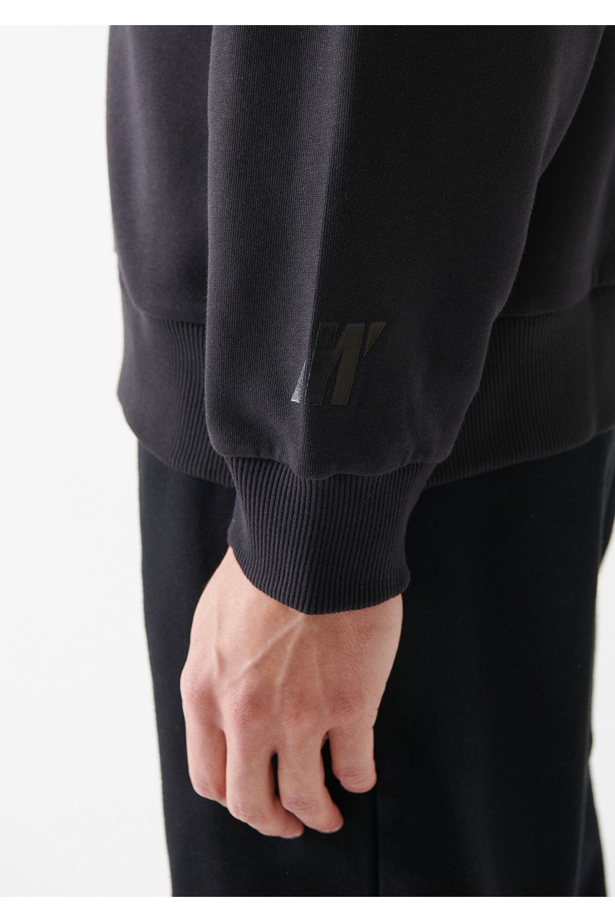 Mavi Kapüşonlu Fermuarlı Gri Sweatshirt 0610248-70087 VB7536