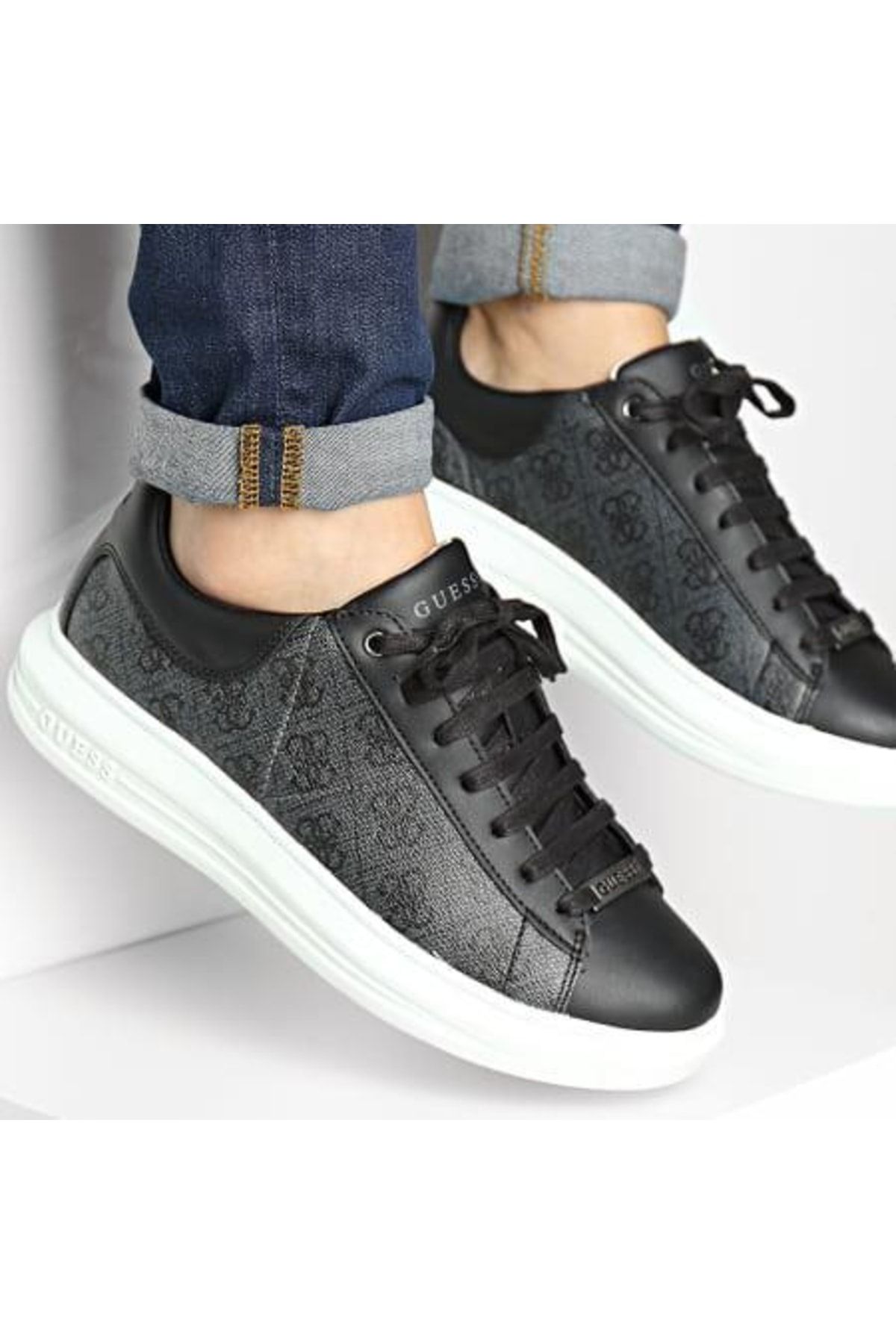 Guess Vıbo Carryover
