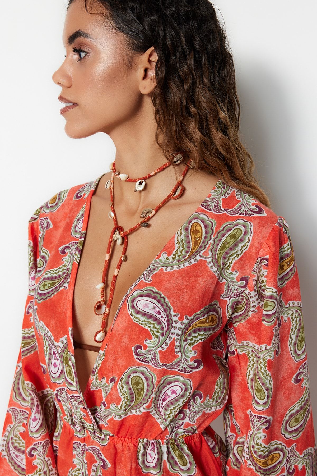 Trendyol Collection-Gewebtes, gerüschtes Mini-Strandkleid aus 100 % Baumwolle mit Paisley-Muster TBESS23EL00028 2