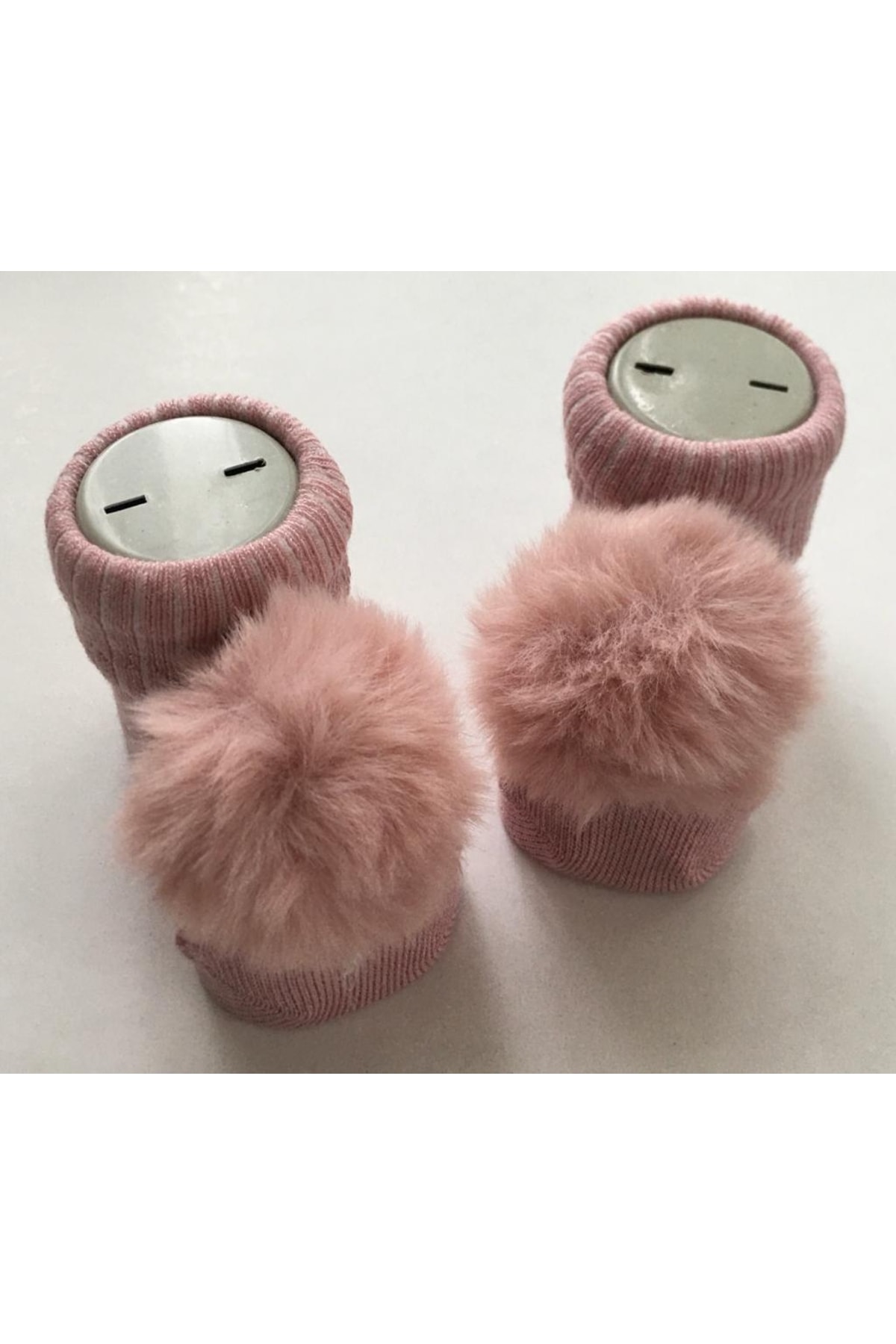 Style Baby Amazing Hoşgeldin Bebek, Yenidoğan Kız Bebek, Ponpon Bandana Çorap Hediye Seti fotoğrafı 2 (önizleme)