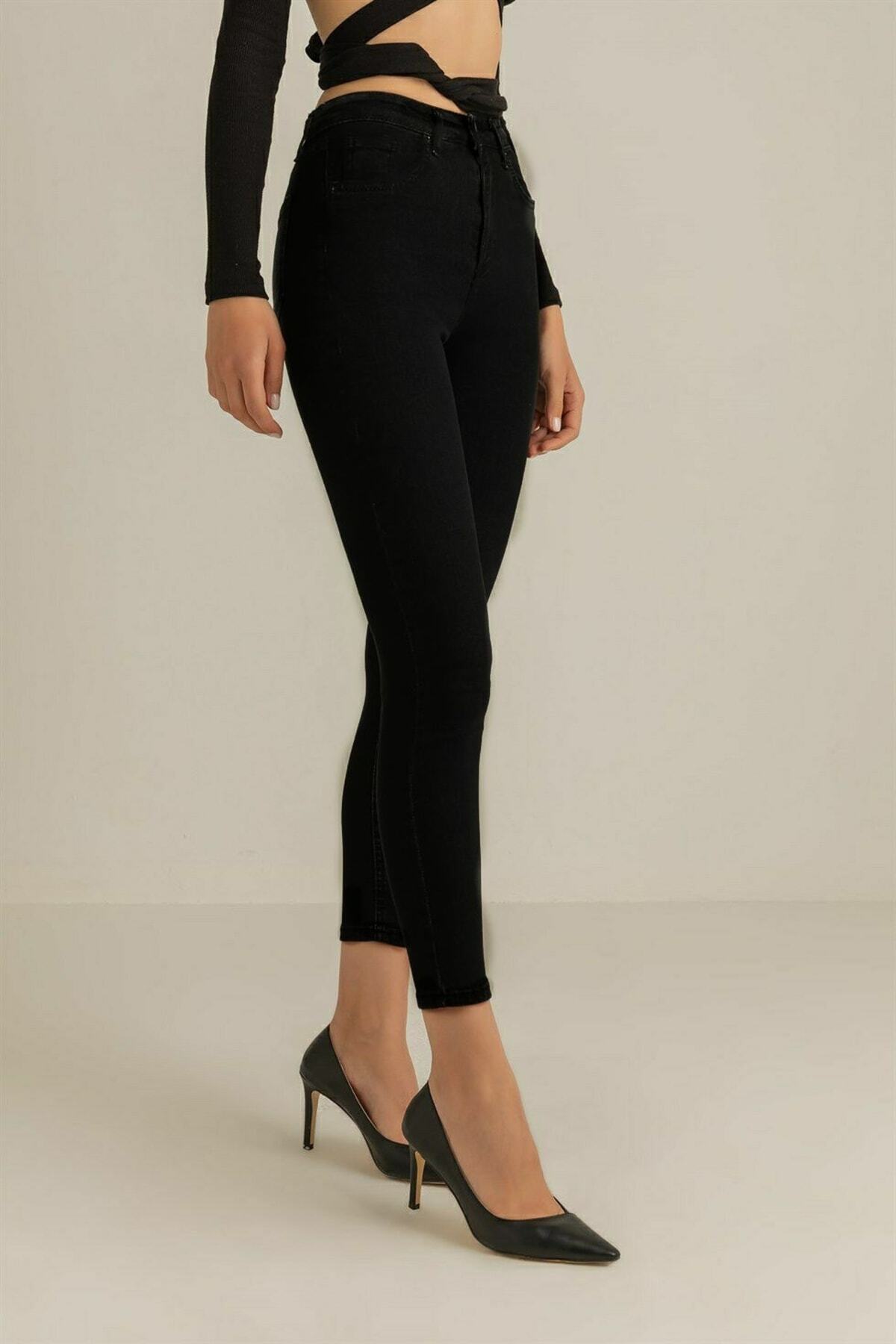 Women's E.x.t.r.a Black High Waist Jeans Pants Fade-Free Black Jeans