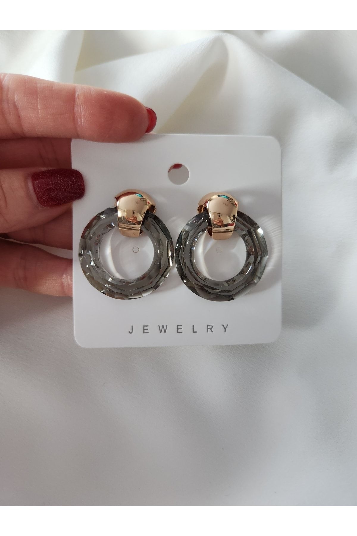Imported earrings store