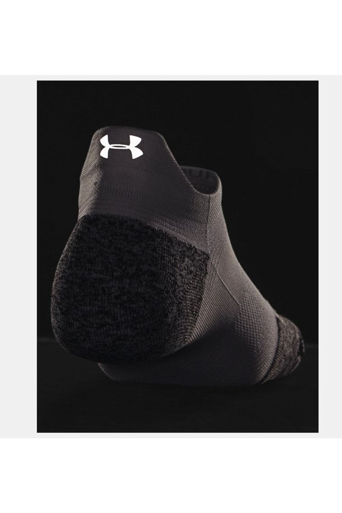 جوراب سفید مردانه و زنانه UA Armourdry ™ Run Cushion No Show Socks 1376075 100 Under Armour
