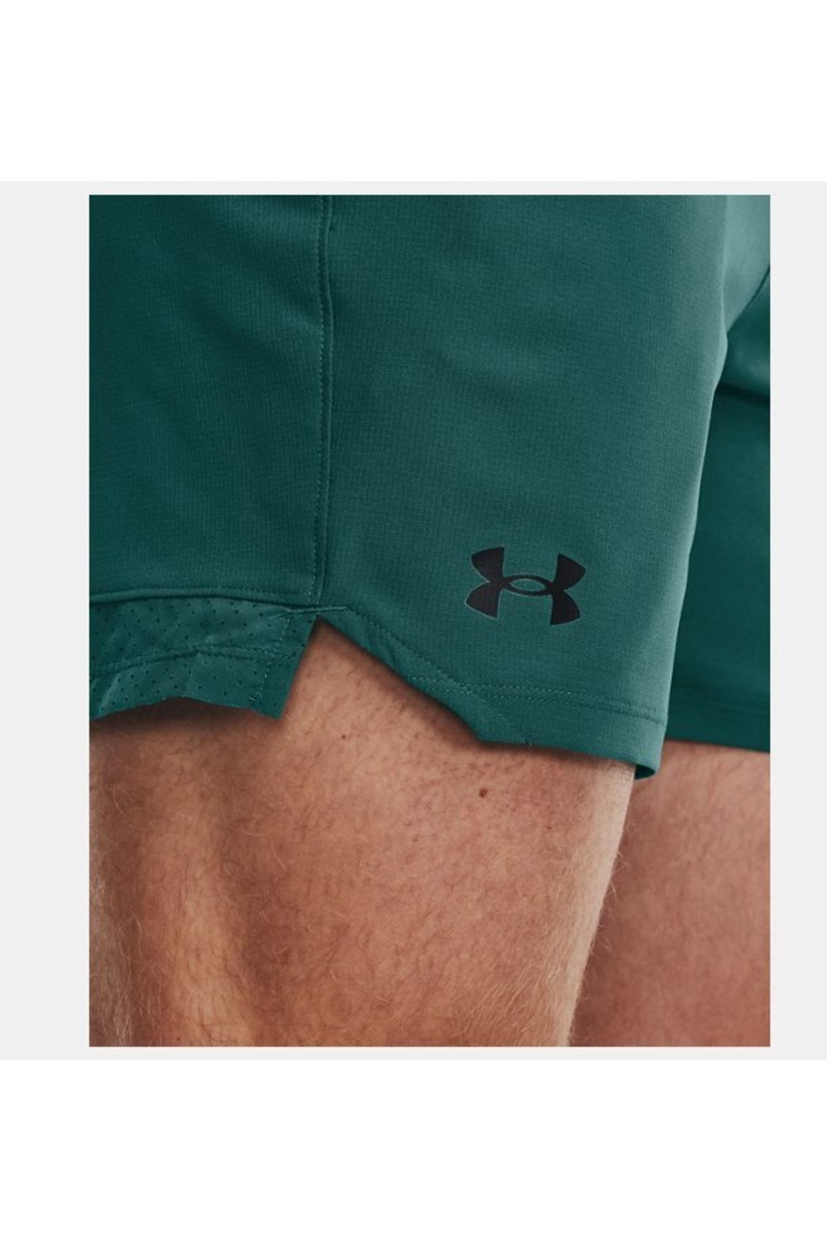 شورت ورزشی سبز مردانه های و ناپدید شده بافته 6 1373718 722 Under Armour