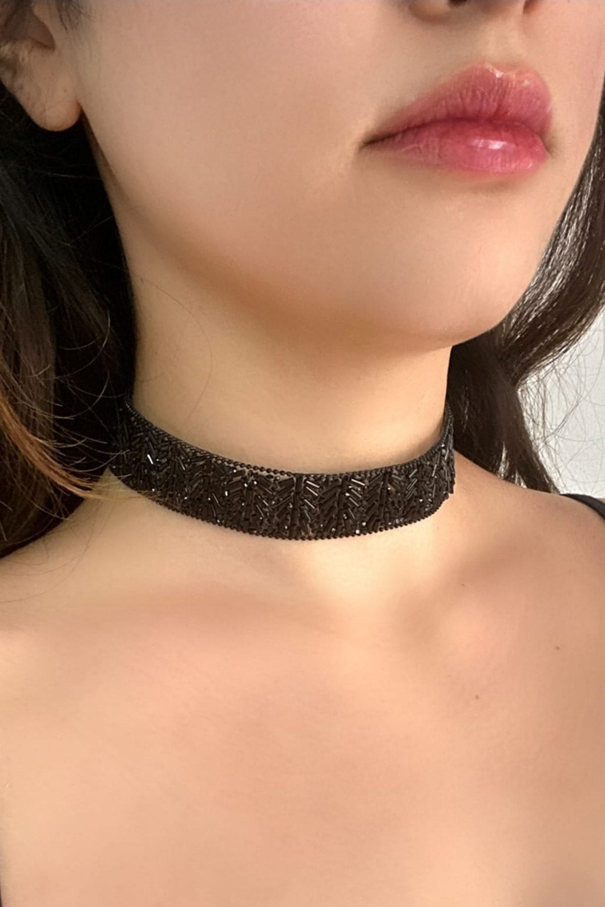 Embroidered choker deals