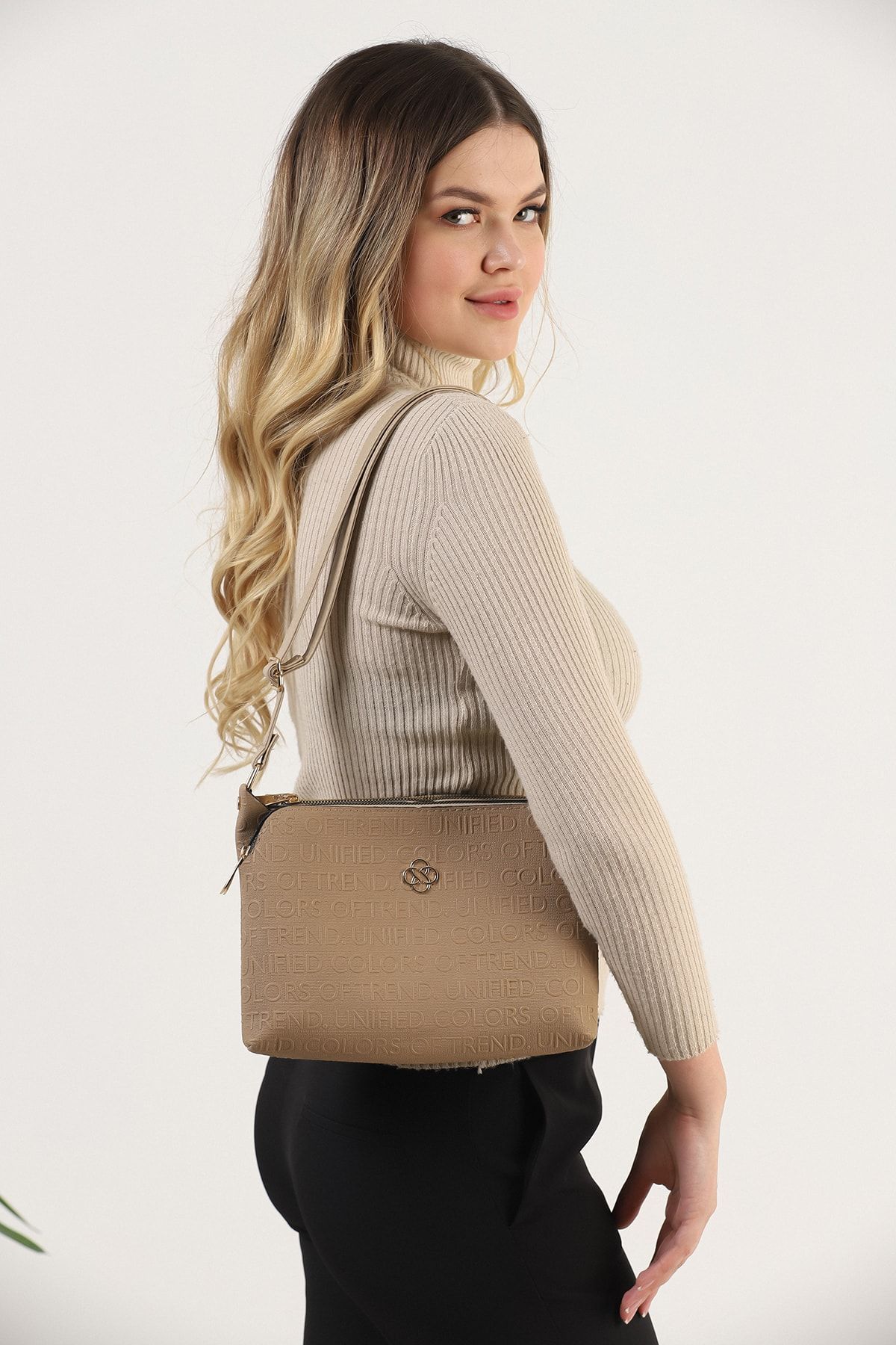 Trending crossbody best sale bags 2019