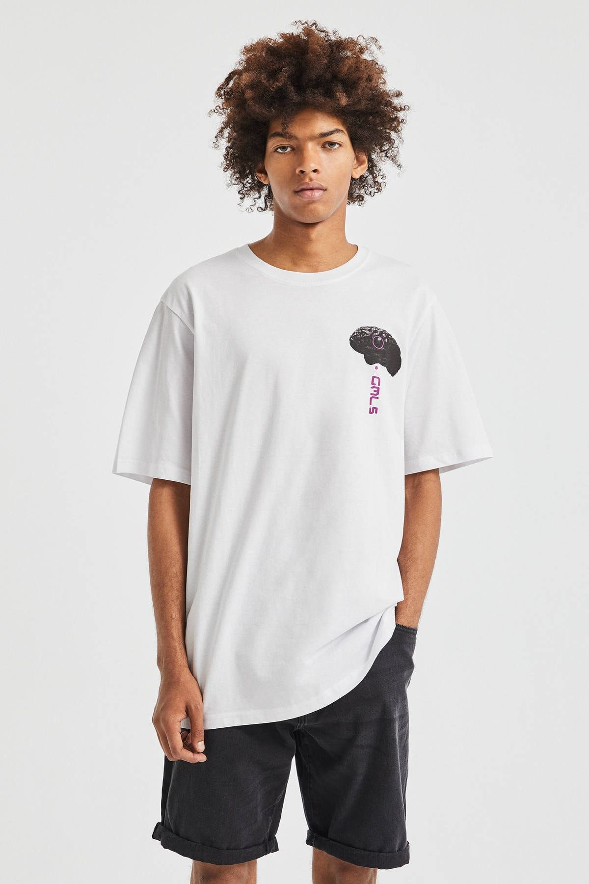 Pull Bear Erkek Beyaz El Desenli T Shirt 09247567 Trendyol
