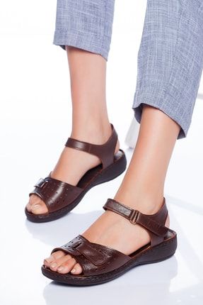 Kadın Kahverengi Hakiki Deri Ortopedik Sandalet RS231