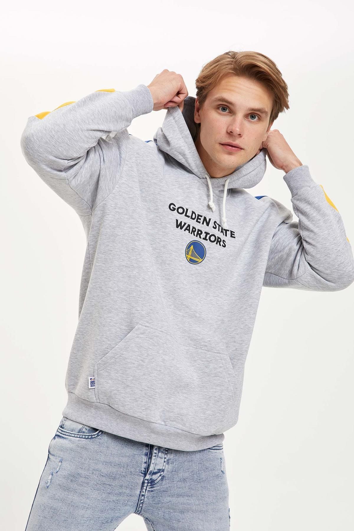 Defacto Erkek Gri Nba Lisansli Over Size Fit Kapusonlu Sweatshirt R3241az20au Trendyol