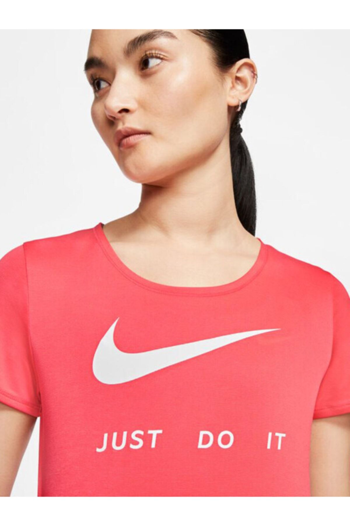 Nike Sports T Shirt Gold colored Regular fit Trendyol