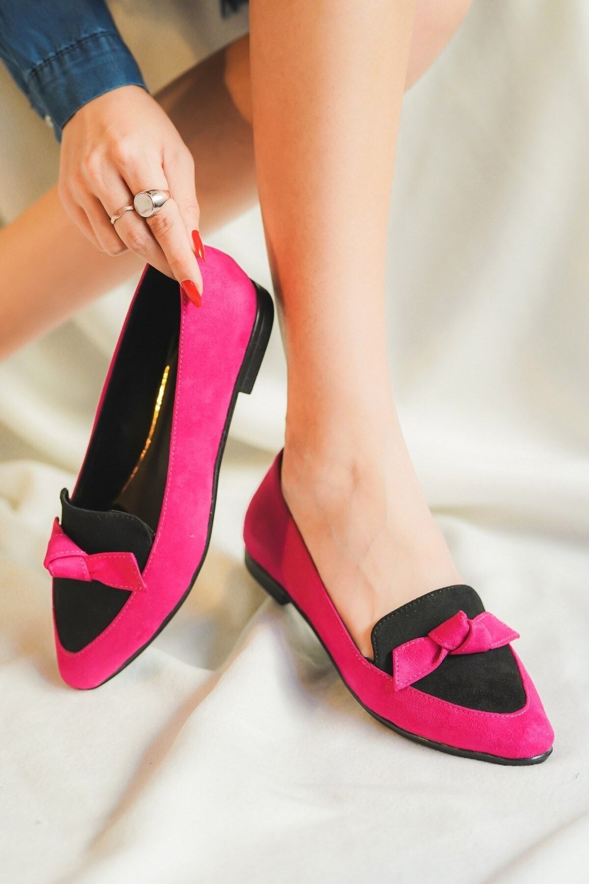 Fuchsia flats outlet