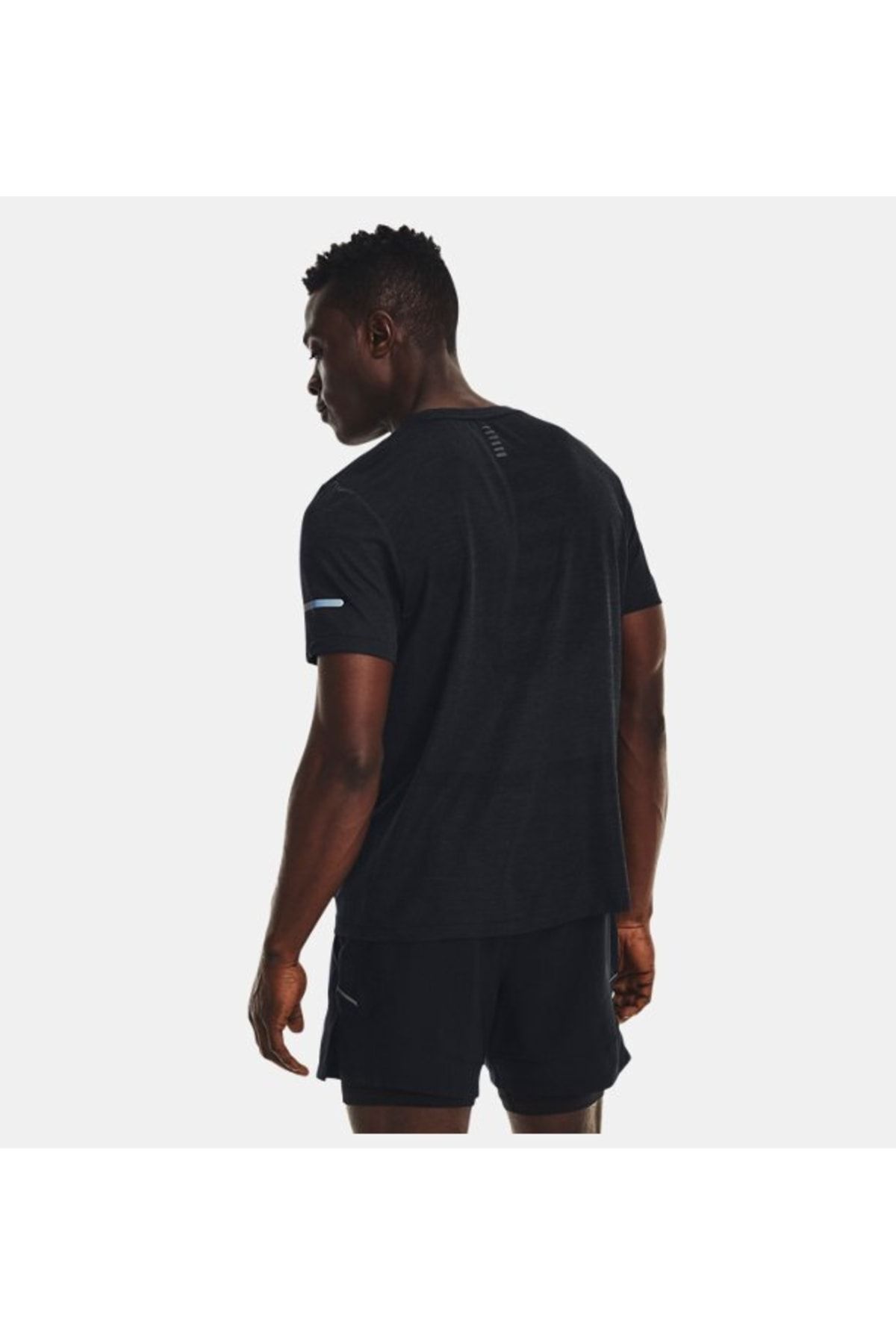تی شرت مشکی مردانه آستین کوتاه و یکپارچه 1375692 001 Under Armour