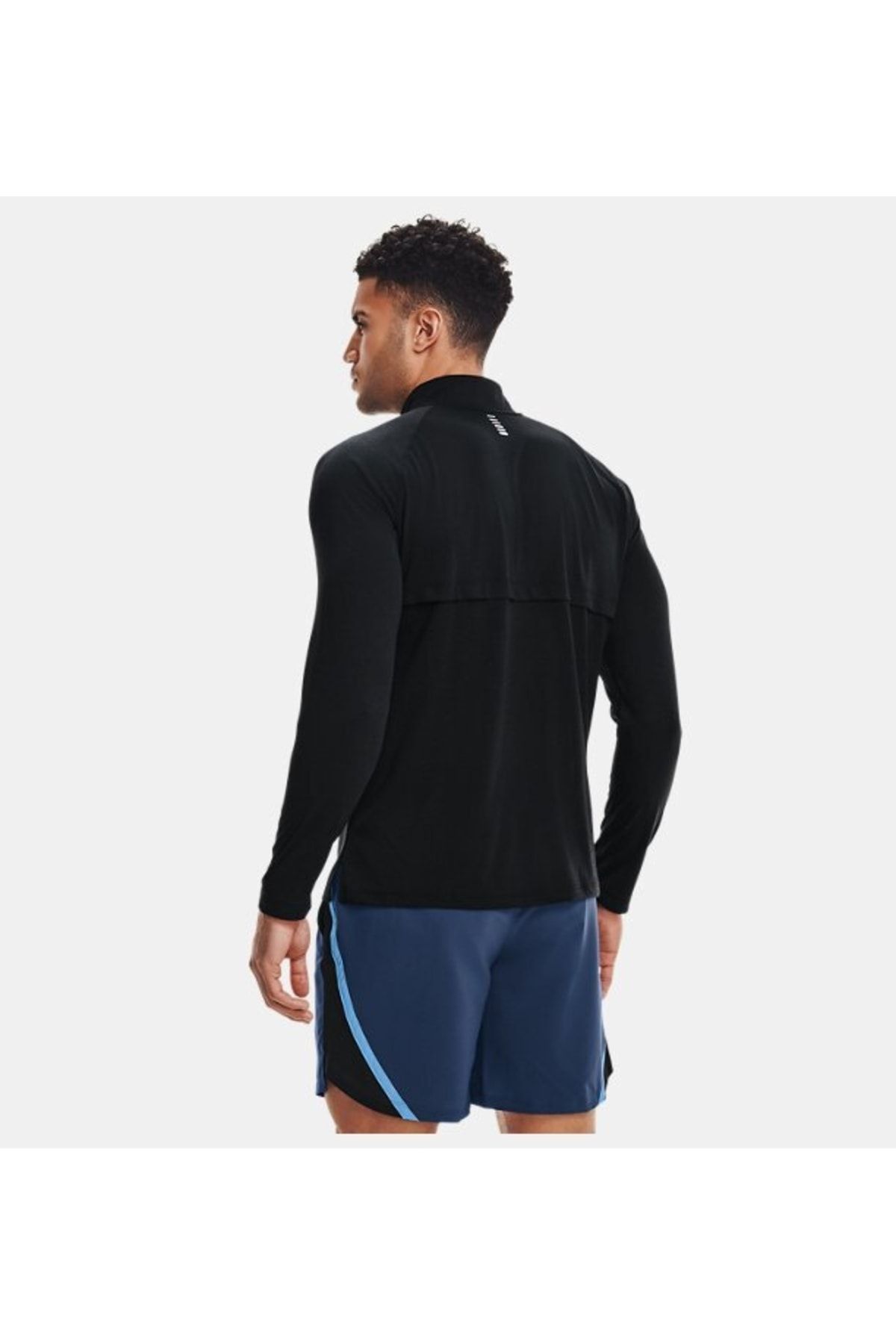 تی شرت ورزشی مشکی مردانه استریکر رانینگ 1361474 001 با ½ زیپ Under Armour