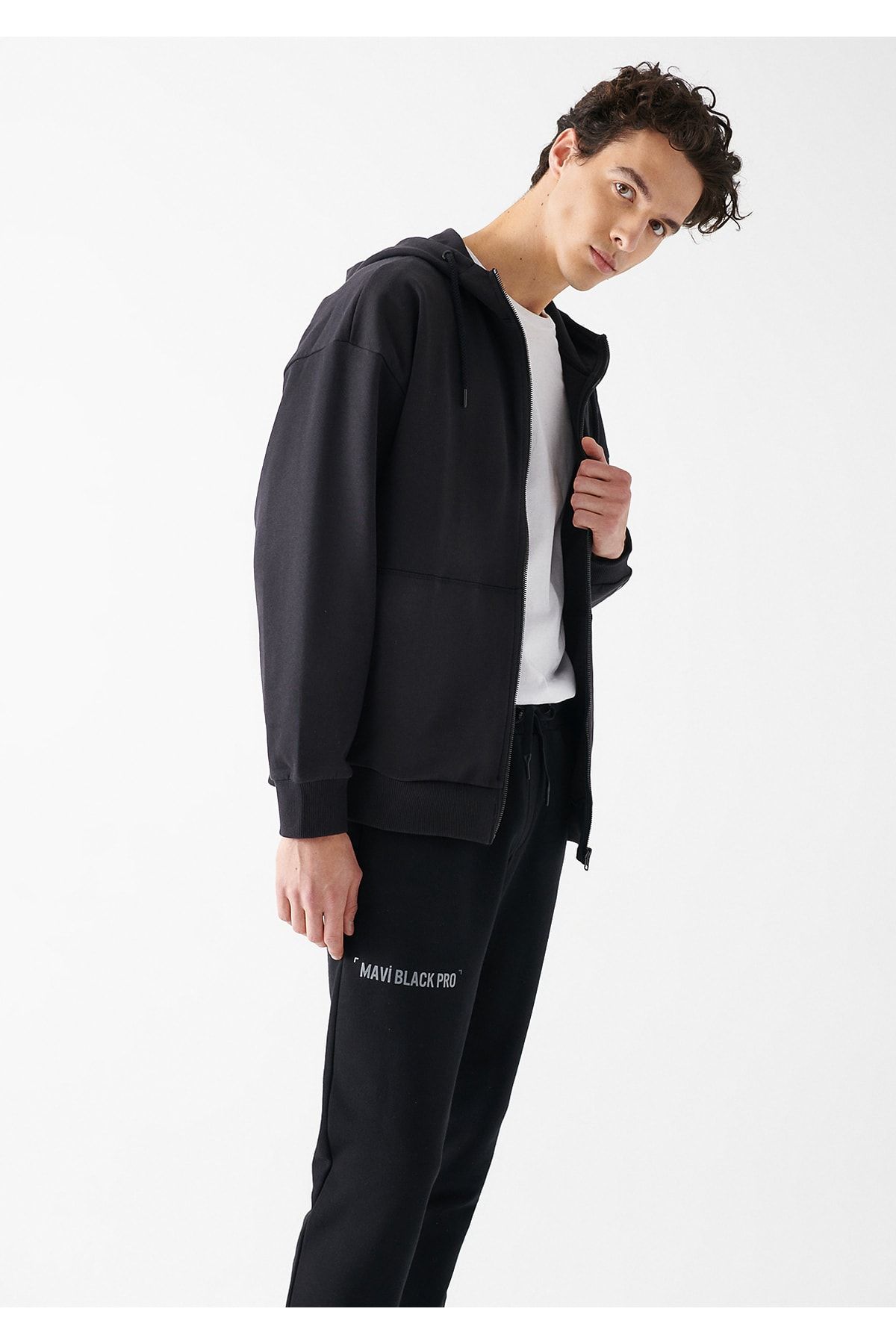 Mavi Kapüşonlu Fermuarlı Gri Sweatshirt 0610248-70087 VB7536