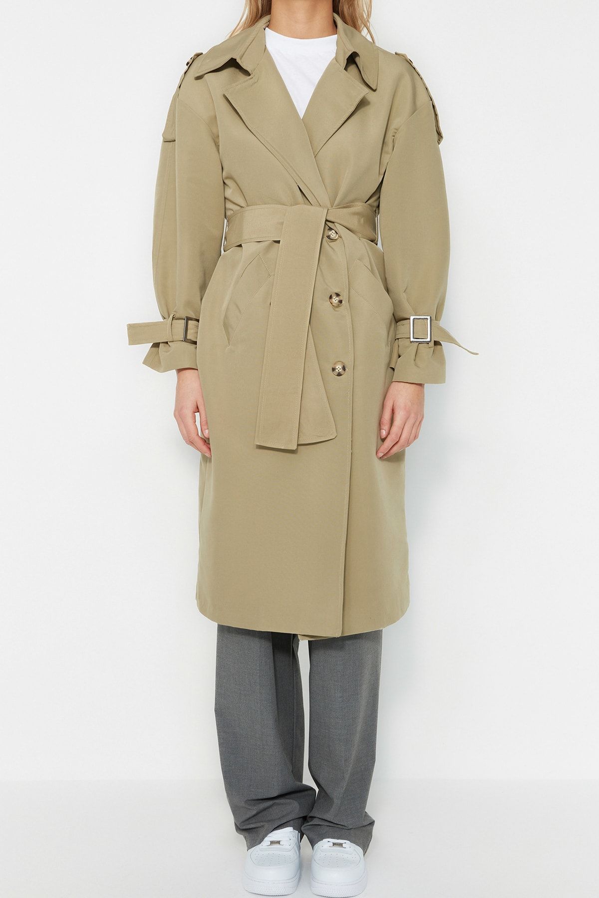 Trendyol Collection-Wodoodporny, długi, oversize'owy trencz z paskiem - jasny khaki Twoss21Tr0005 5