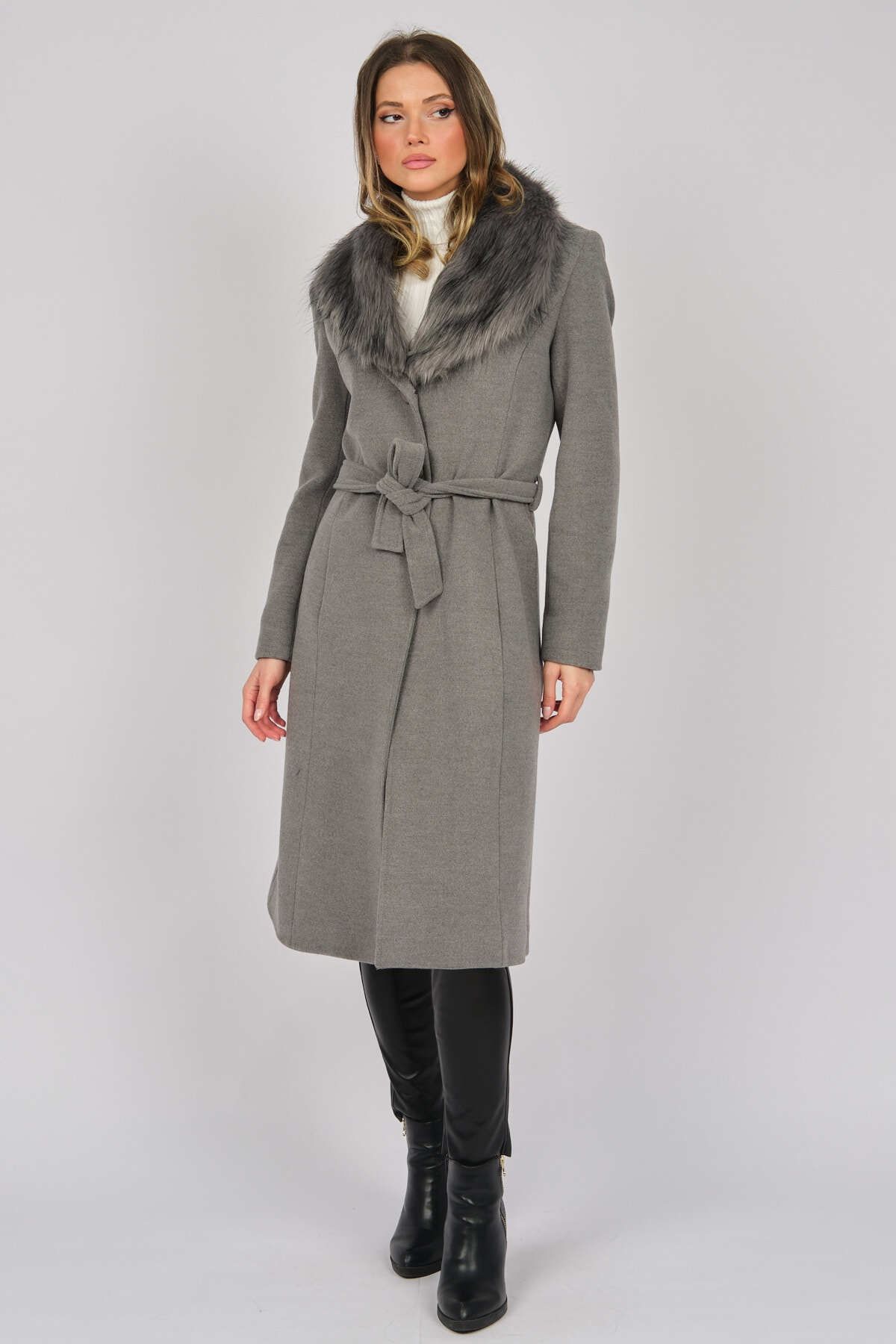 Grey shawl faux on sale fur collar coat