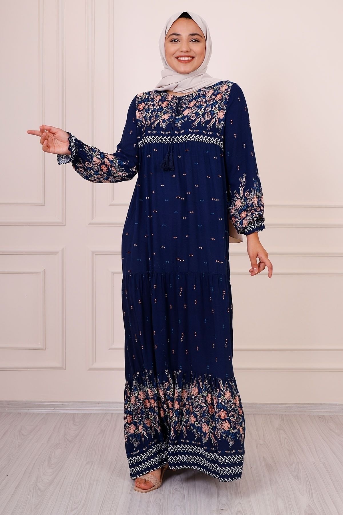 InStyle Watery Patterned Casual Hijab Dress Navy Blue Trendyol