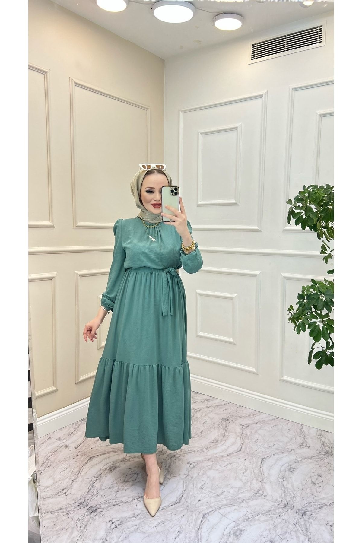 MODA HEVRA Yakası Büzgü Detaylı Ayrobin Elbise
