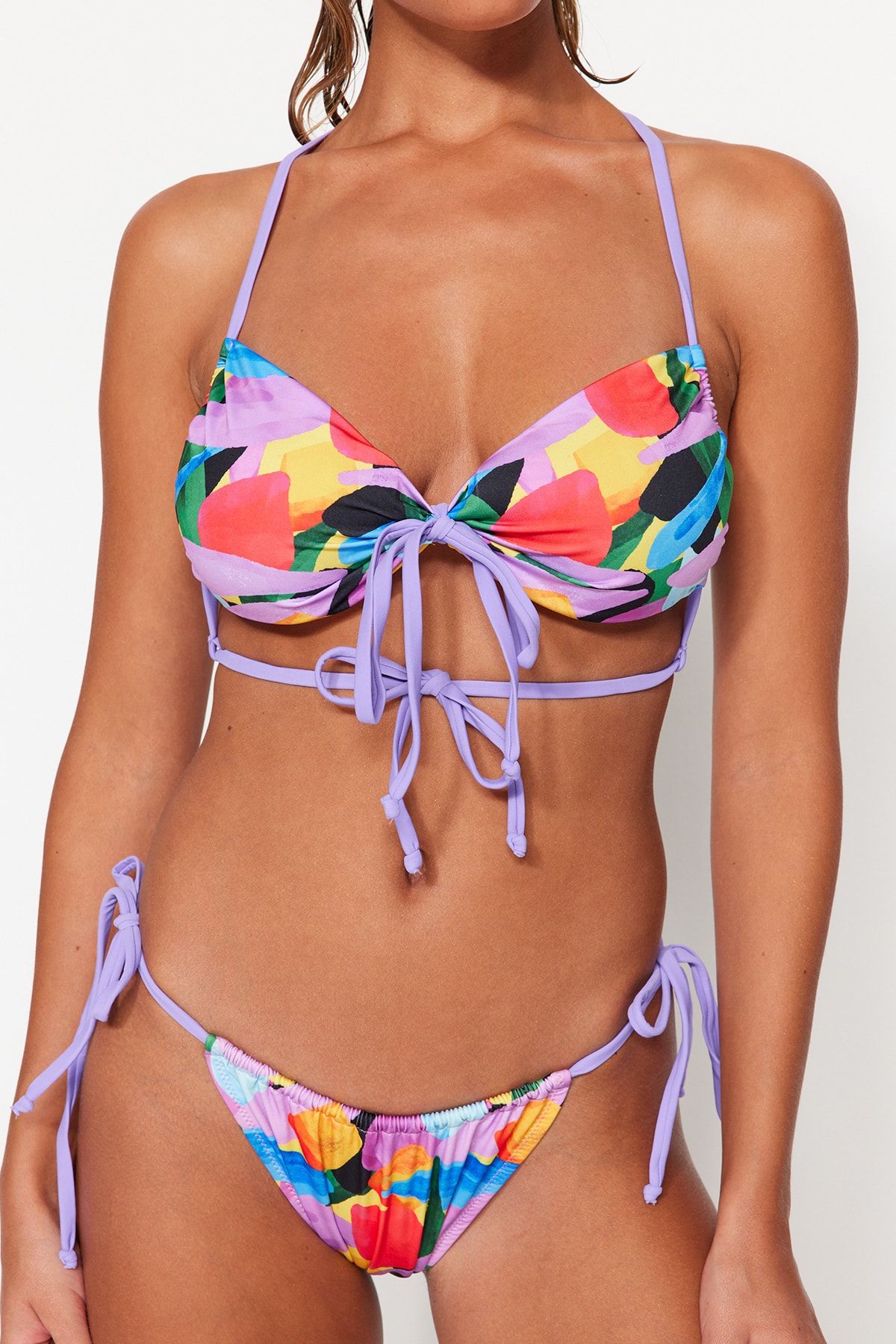 Trendyol Collection Bikini-Set Mehrfarbig Colorblock AR8333