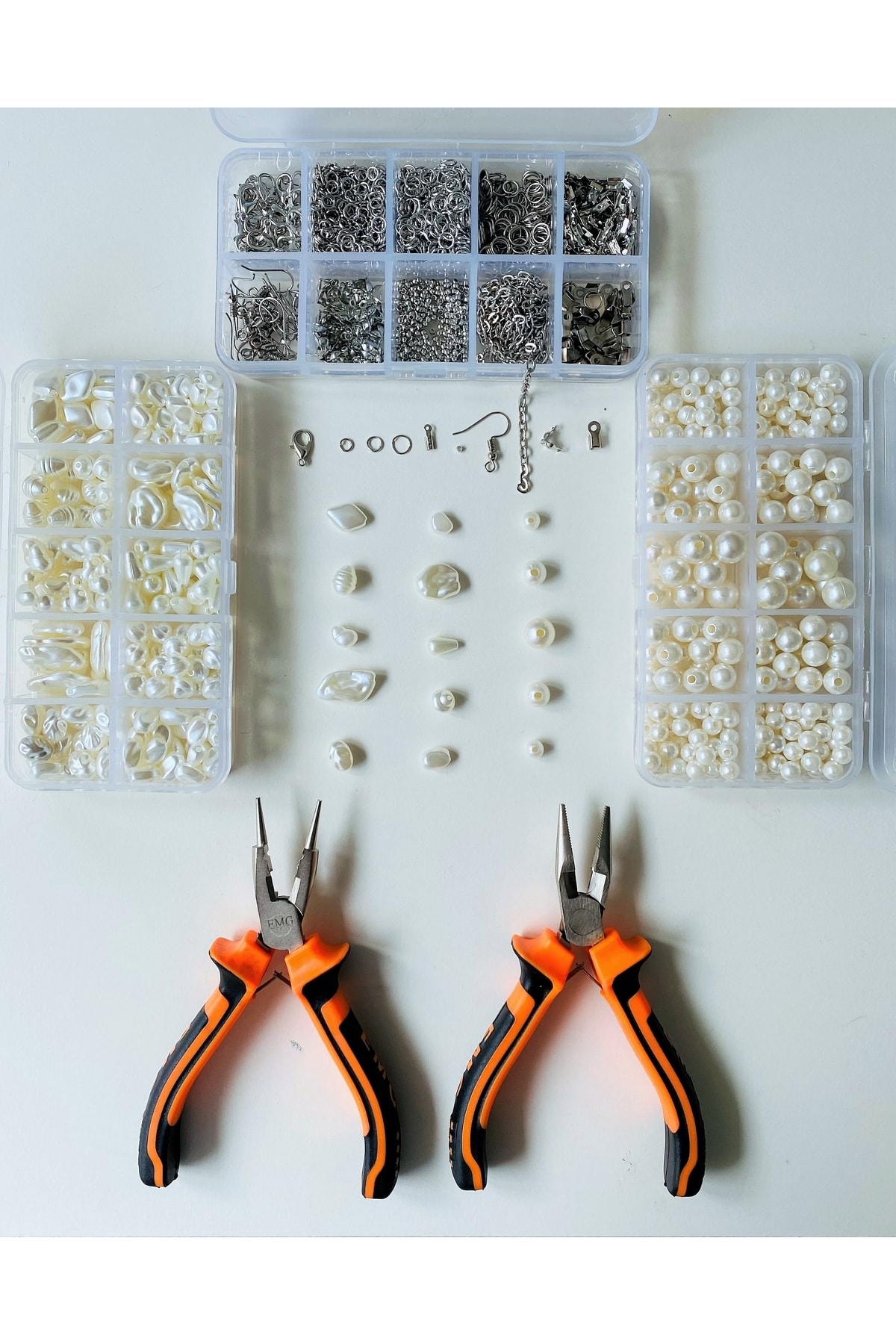 No:152 3 Boxed Hobby Jewelry Making Set Acrylic And Baroque Pearl 970 Pieces Metal Jewelry Material 2 Pliers