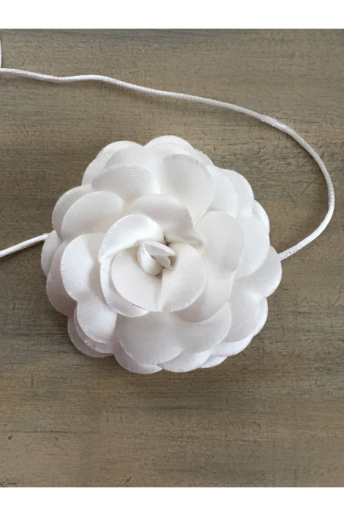 Necklace/choker Necklace/lace-up Satin Rose Necklace (EKRU)
