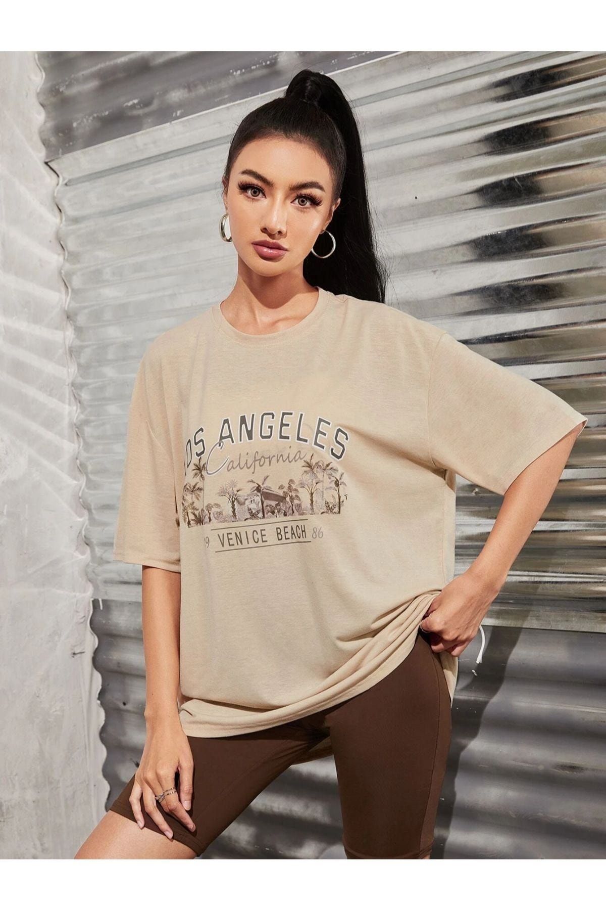 mit Weißes bedrucktes Oversize-T-Shirt Rundhalsausschnitt Damen für Los Benisengiydir Angeles Trendyol -
